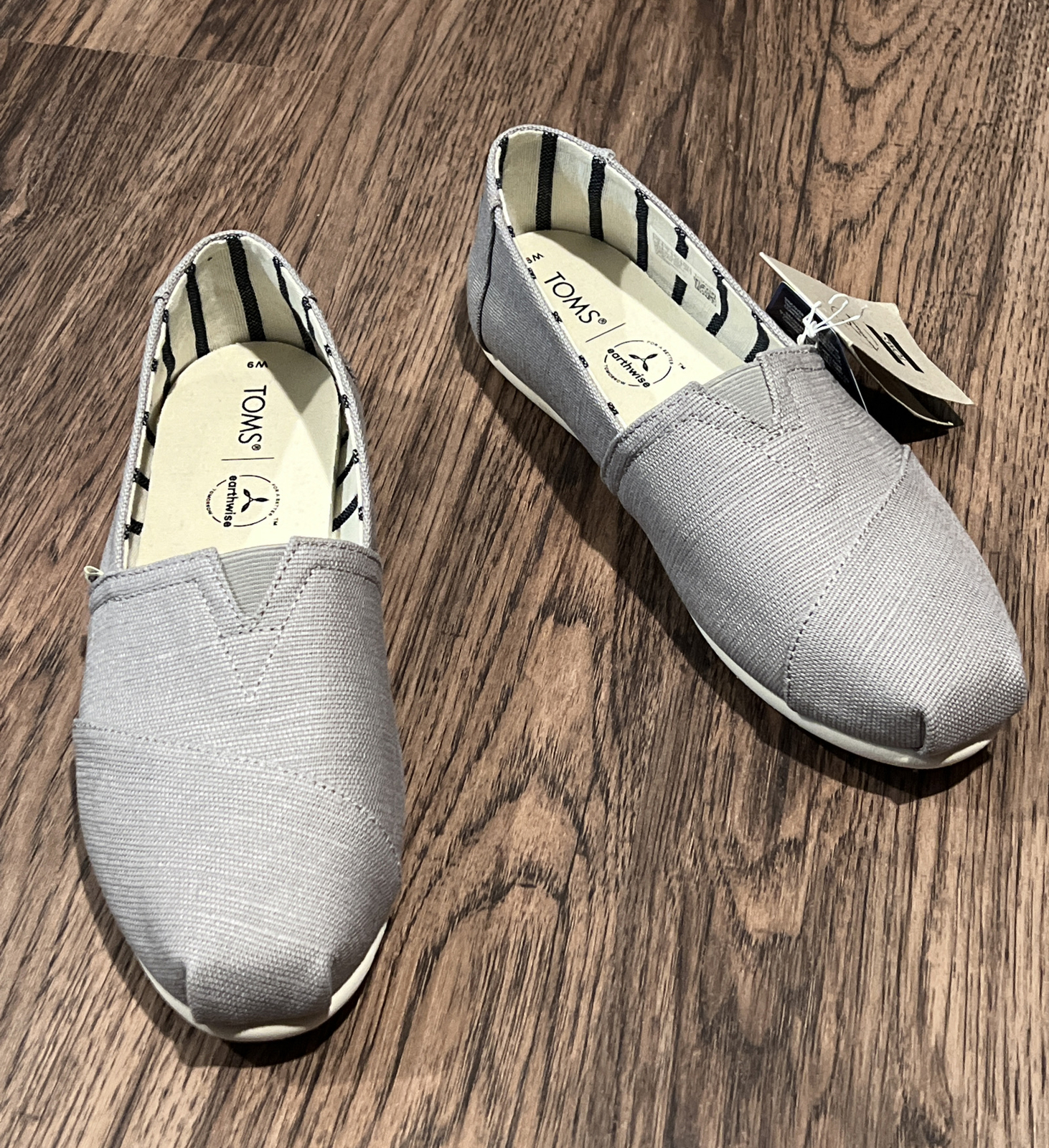 TOMS Women’s Classic Morning Dove Heritage Canvas Slip On Shoes Size W9 10011665