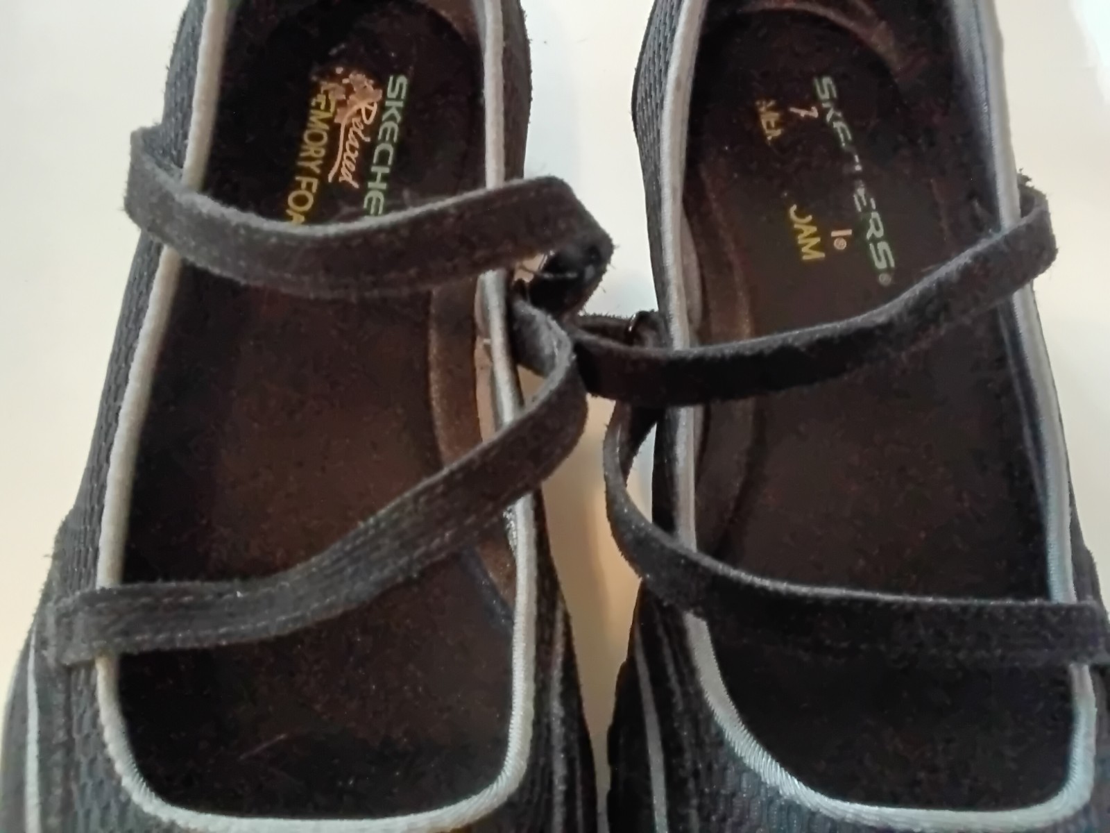 Skechers Women’s 8 Black Suede Leather Strappy Mary Jane Athletic Shoes
