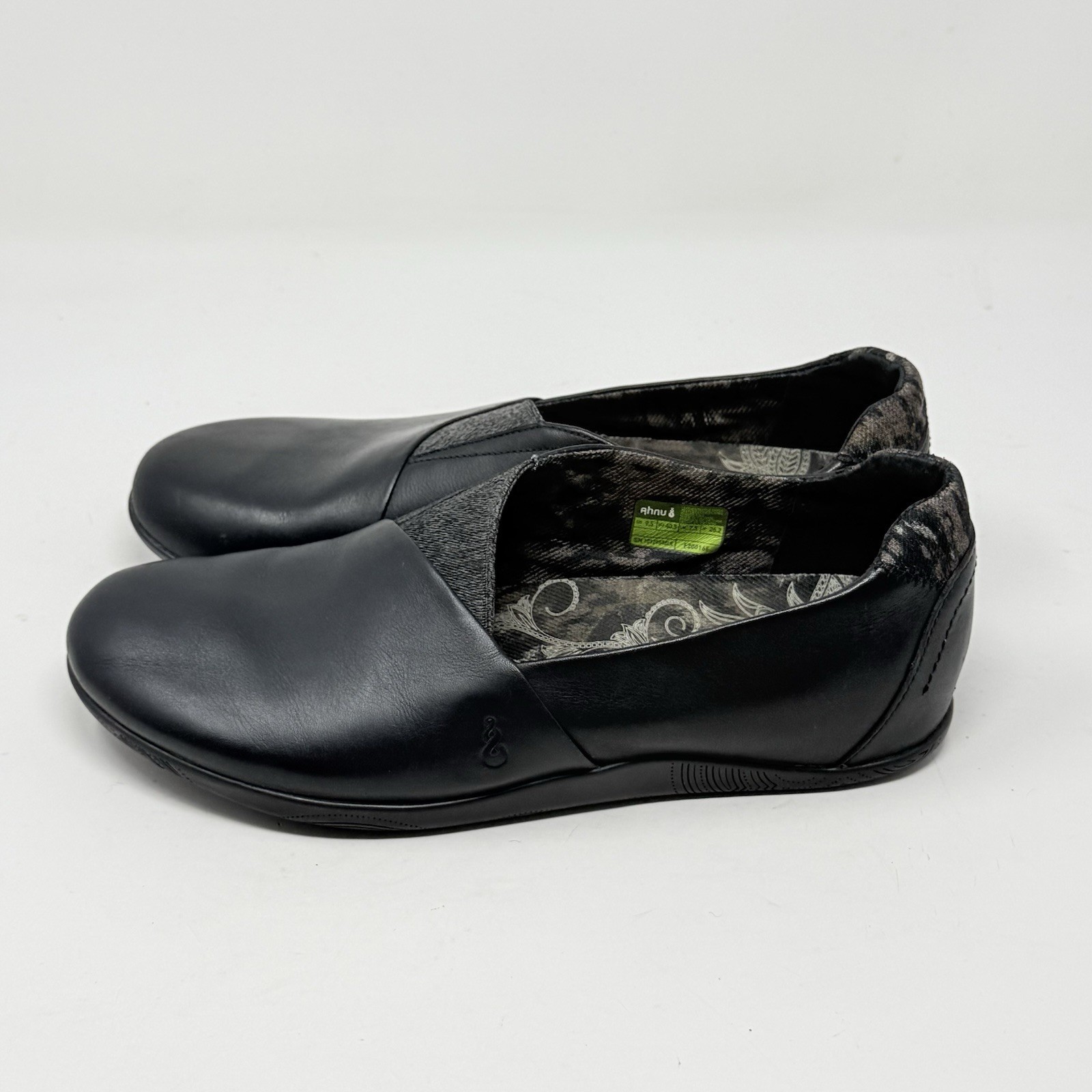 Ahnu Tola Slip On Shoes Womens 9.5 Black Leather Casual Comfort Walking Office