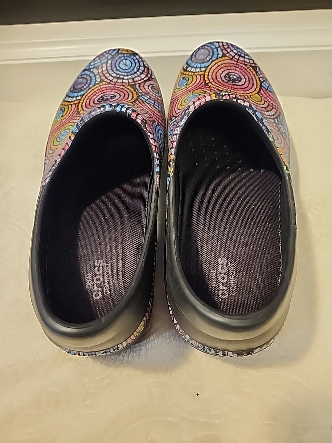 Slip on Summer Crocs neria pro ii Graphic Clog Size 11 Psychedelic Pattern Shoes