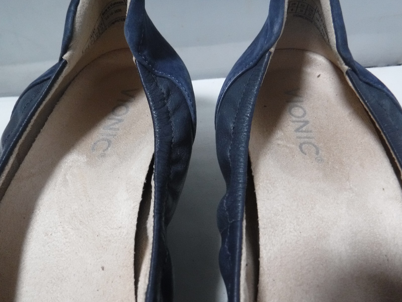 GA2 Women’s VIONIC Jacey Navy Blue Leather Comfort Wedge Career Shoes Sz 8