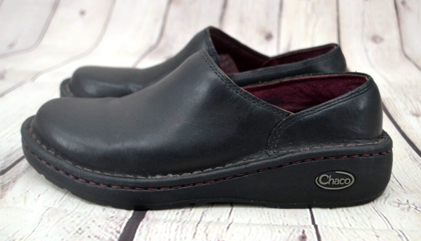 CHACO Women’s Zaagh Gunnison Slip-On Loafer SIZE 6 Black – Vibram Soles