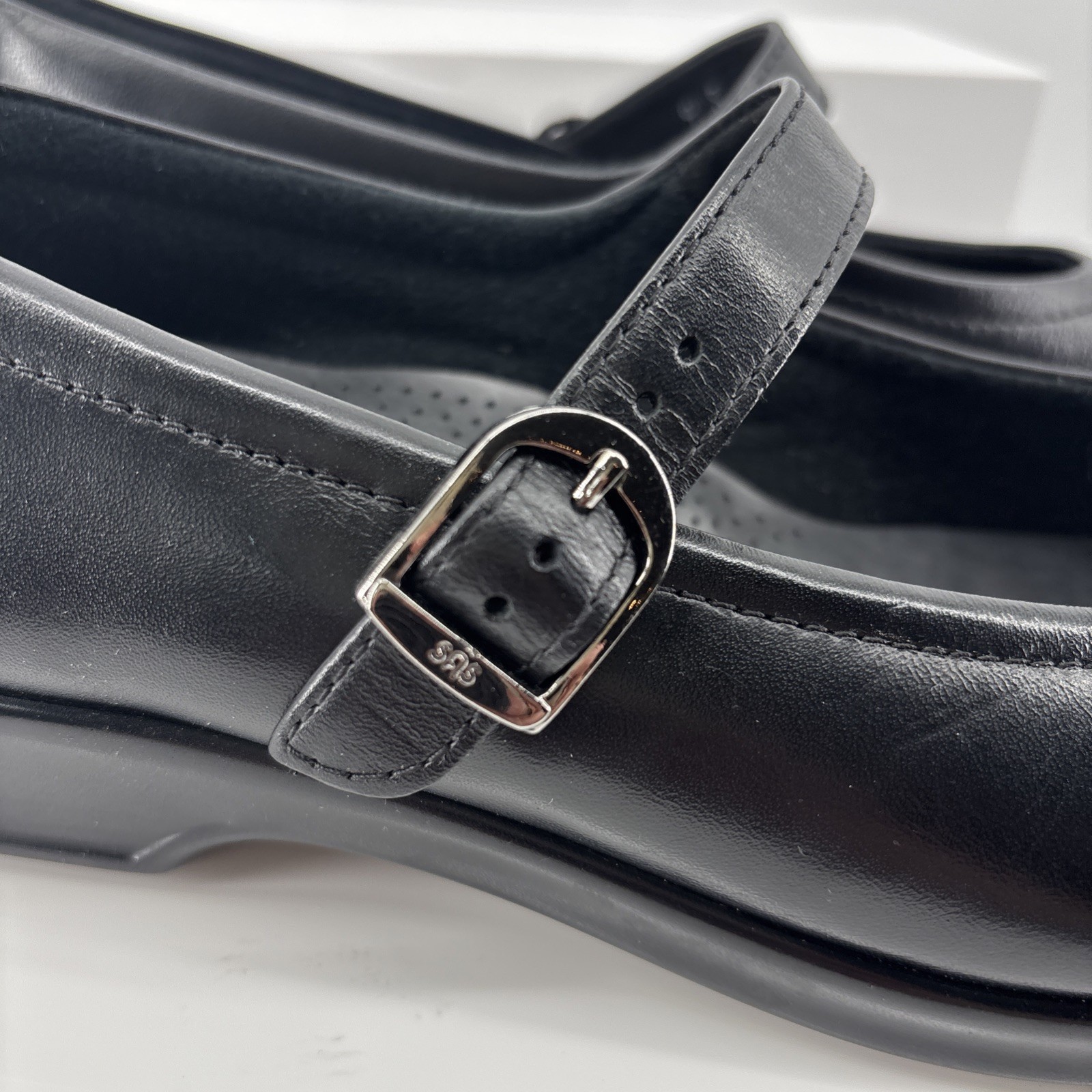 SAS Shoe Maria Black Mary Jane Flat Tripad Comfort 9.5 AAA Slim Extra Narrow USA