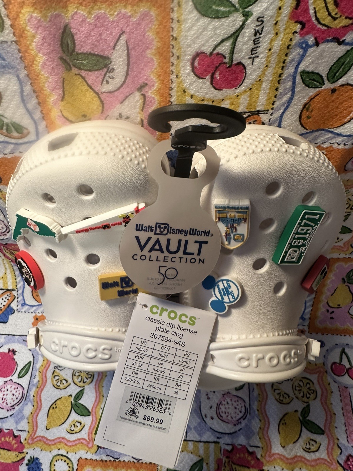 NWT❤️Crocs Classic M5/W7 White DTP License Plate Disney Vault Collection Clogs🥳