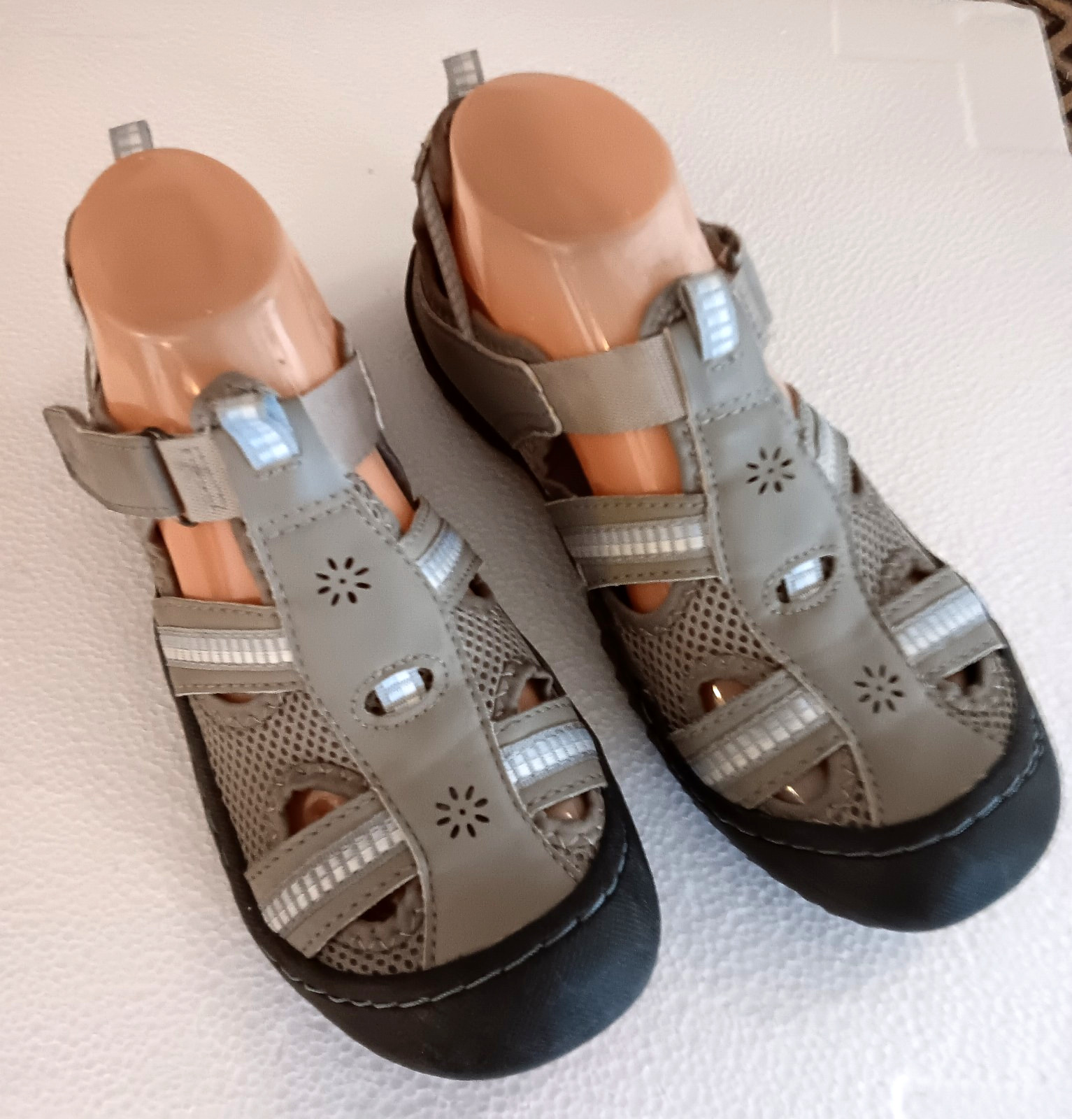 J Sport by Jambu Shoes Regatta Slip On Sandal Traction W Size 7.5 Beach Hiking