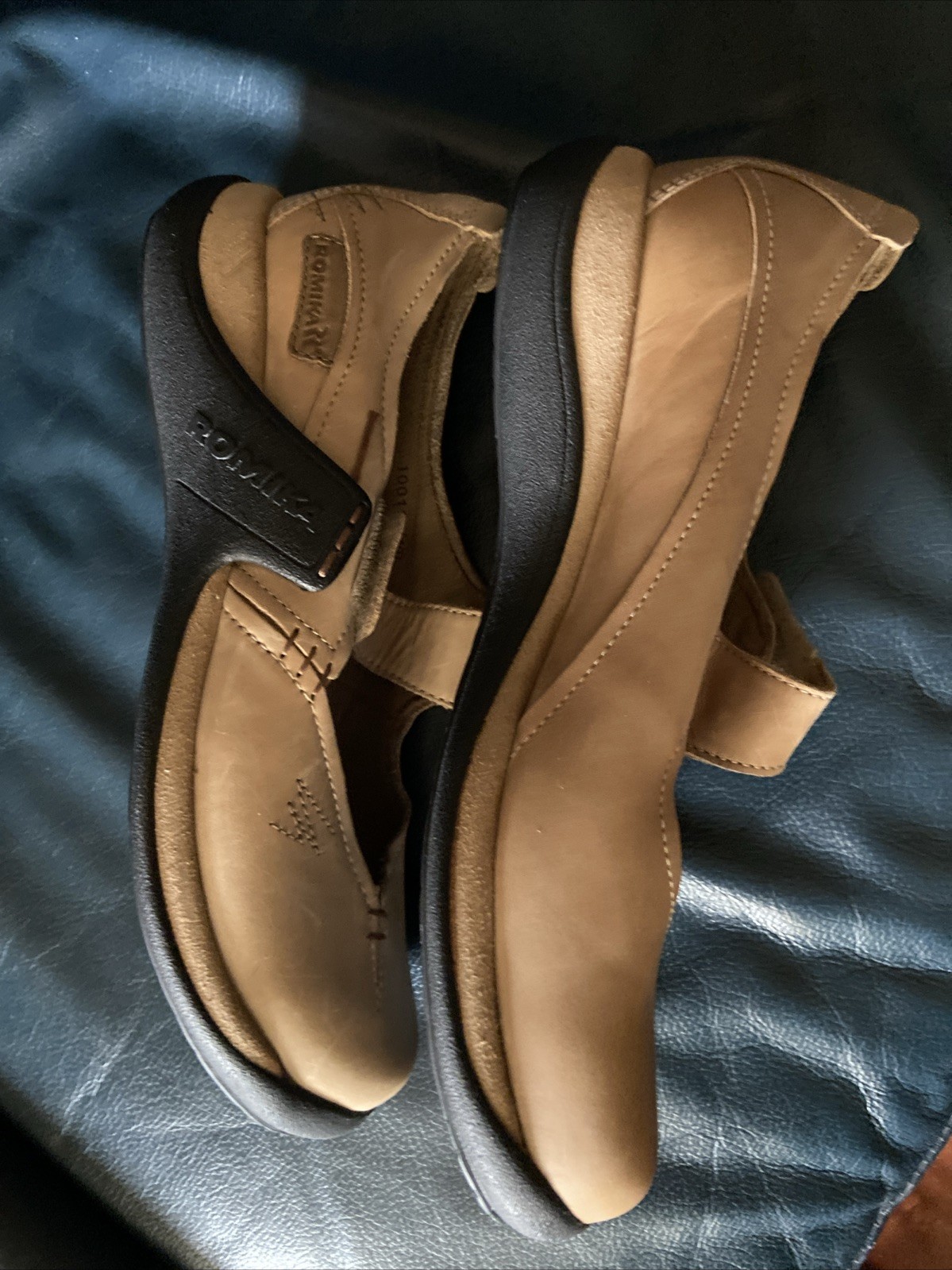 Romika Beige Leather Mary Jane Cassie Comfort Sz 9 ( 40) New, Discolouration