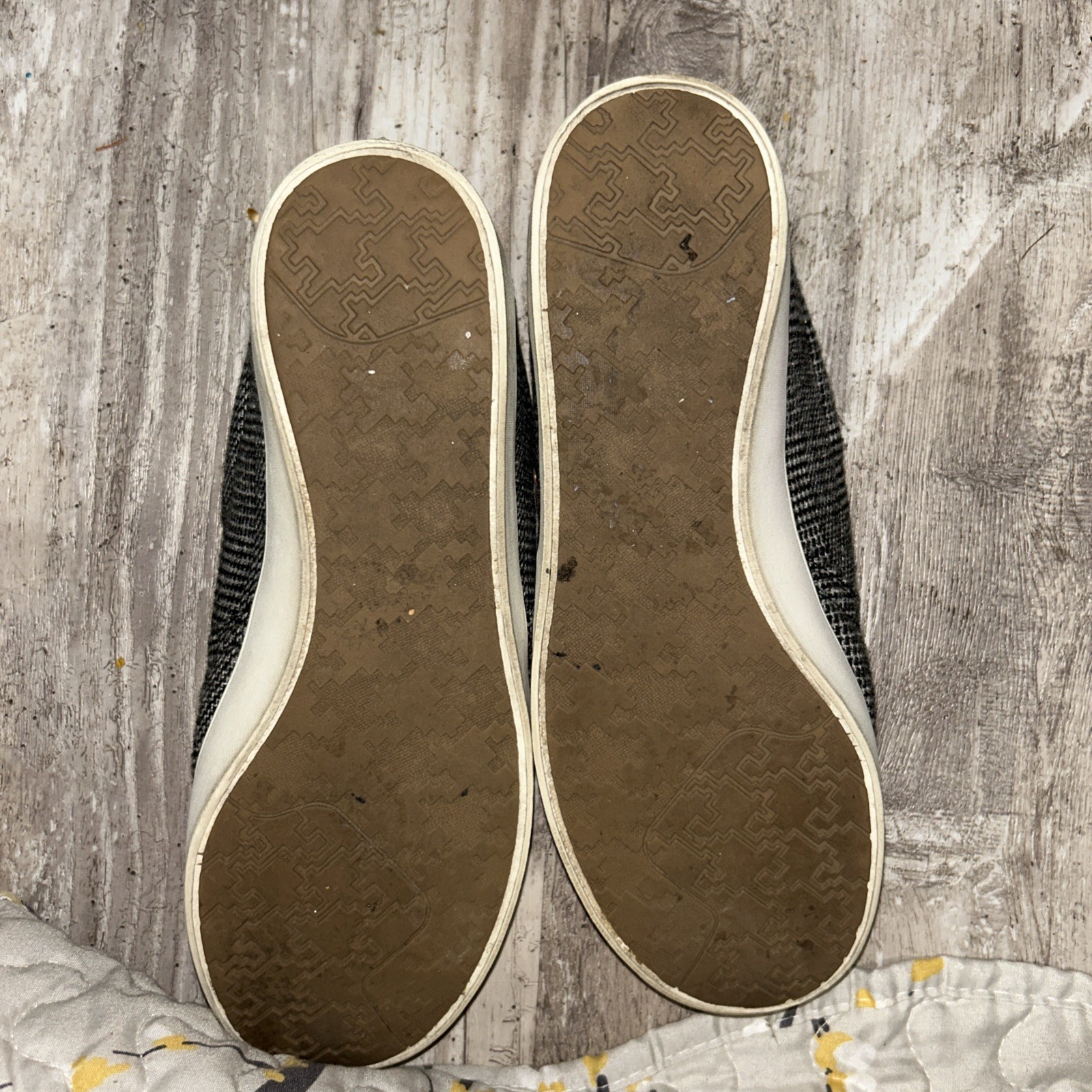 Dr. Schools Be Free Black Check Slip-on Shoes Good Condition Sz 5/6