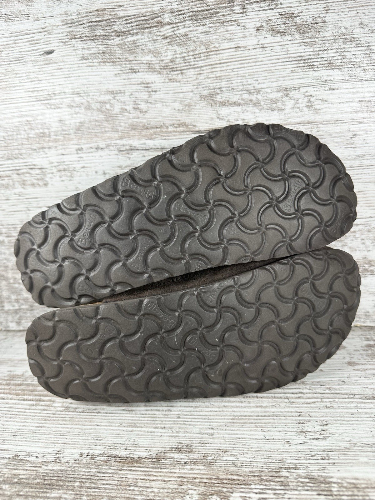 Women’s Betula by Birkenstock Brown Suede Clogs Sz EUR 37/US 6 Narrow EUC!