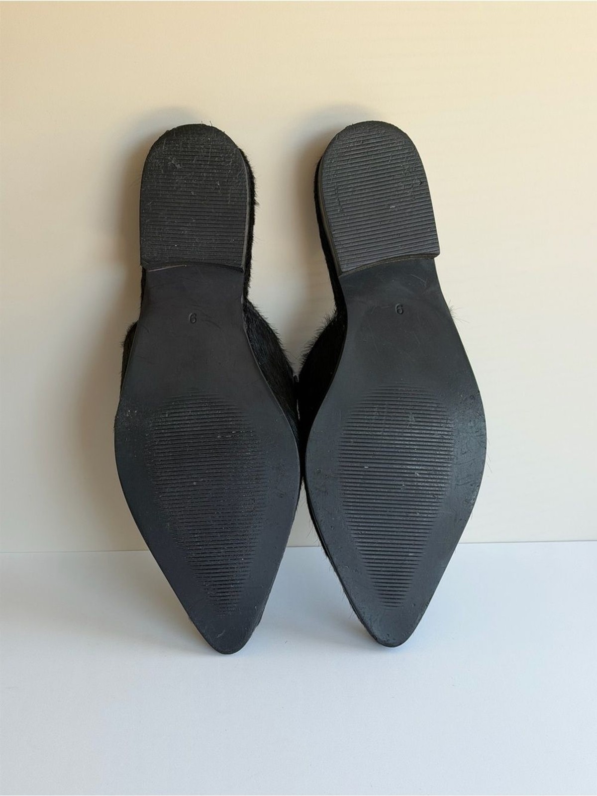 Pointed Black Mule Flats with Textured Pony Hair Upper – Women Size 9