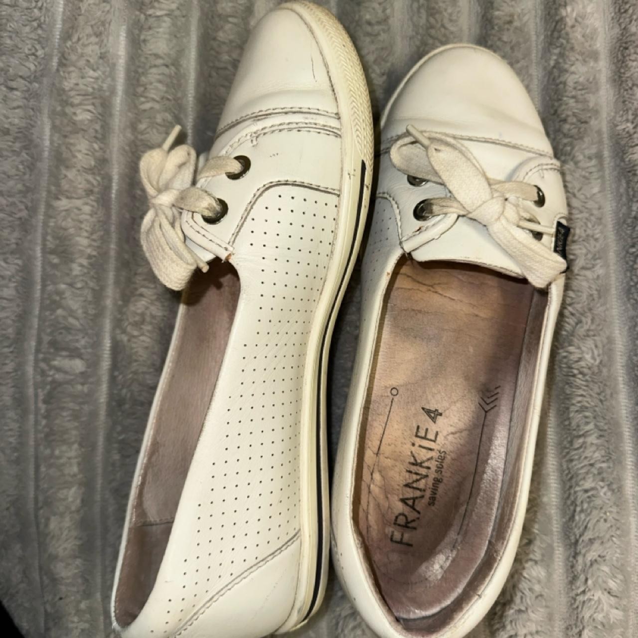 Frankie 4 Hannah III White Punched Womens