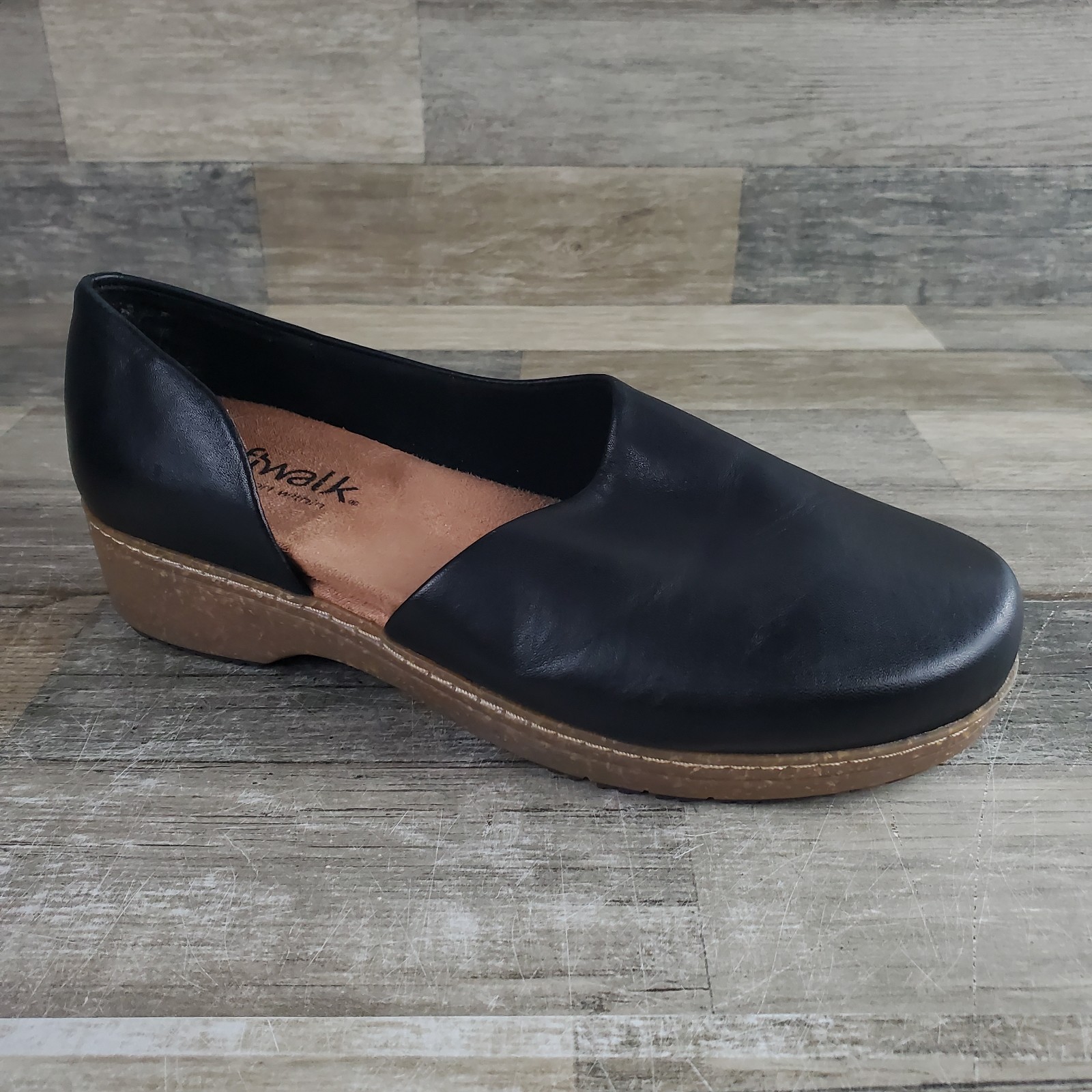 SoftWalk Addie Womens Clogs Sz 10.5 W Black Leather Comfort Slip On Closed Toe