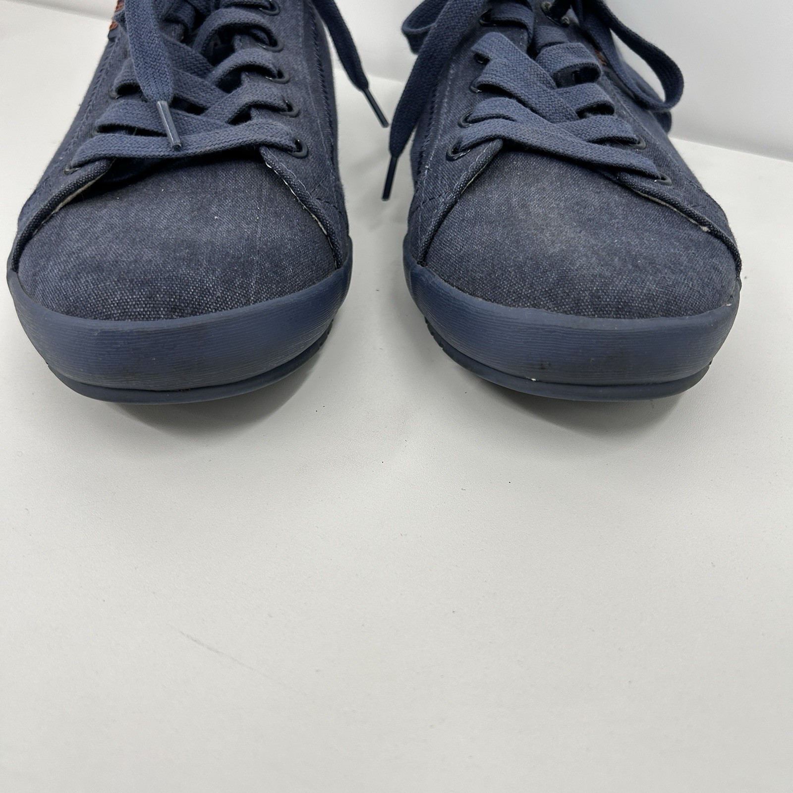 Taos Womens Star Canvas Sneakers Size 10.5 Blue Wash Low Top Preppy Casual