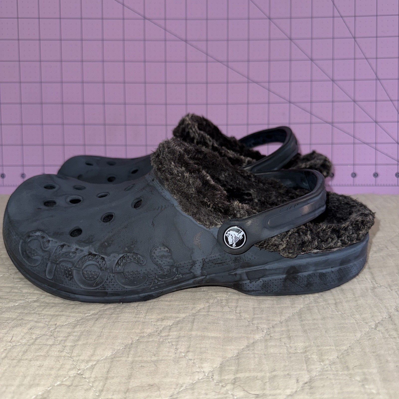 Dual Comfort Fleece Lined Crocs Gray Unisex M 10 W 12