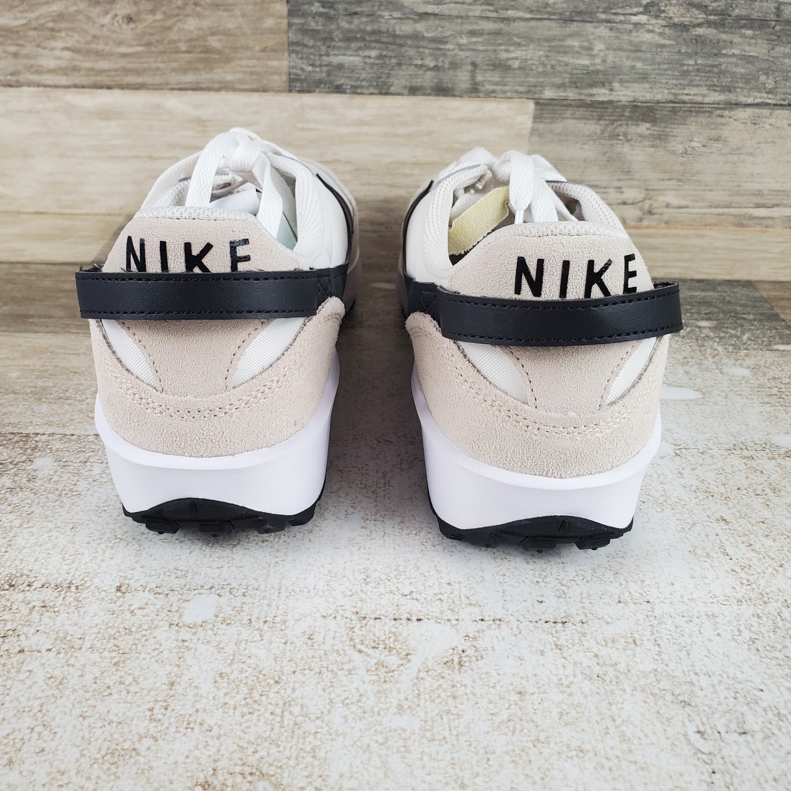 Nike Waffle Debut Womens Shoes Sz 11 Running Sanddrift Black Lace Up Sneakers
