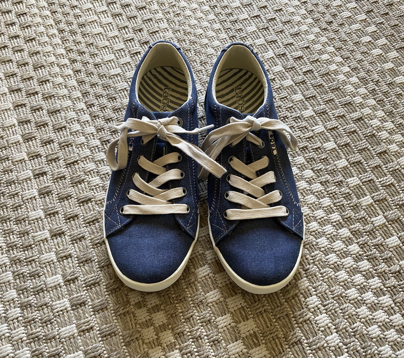 TAOS Star Sneakers Lace-up Shoes – Blue Washed Canvas **worn once** 8.5