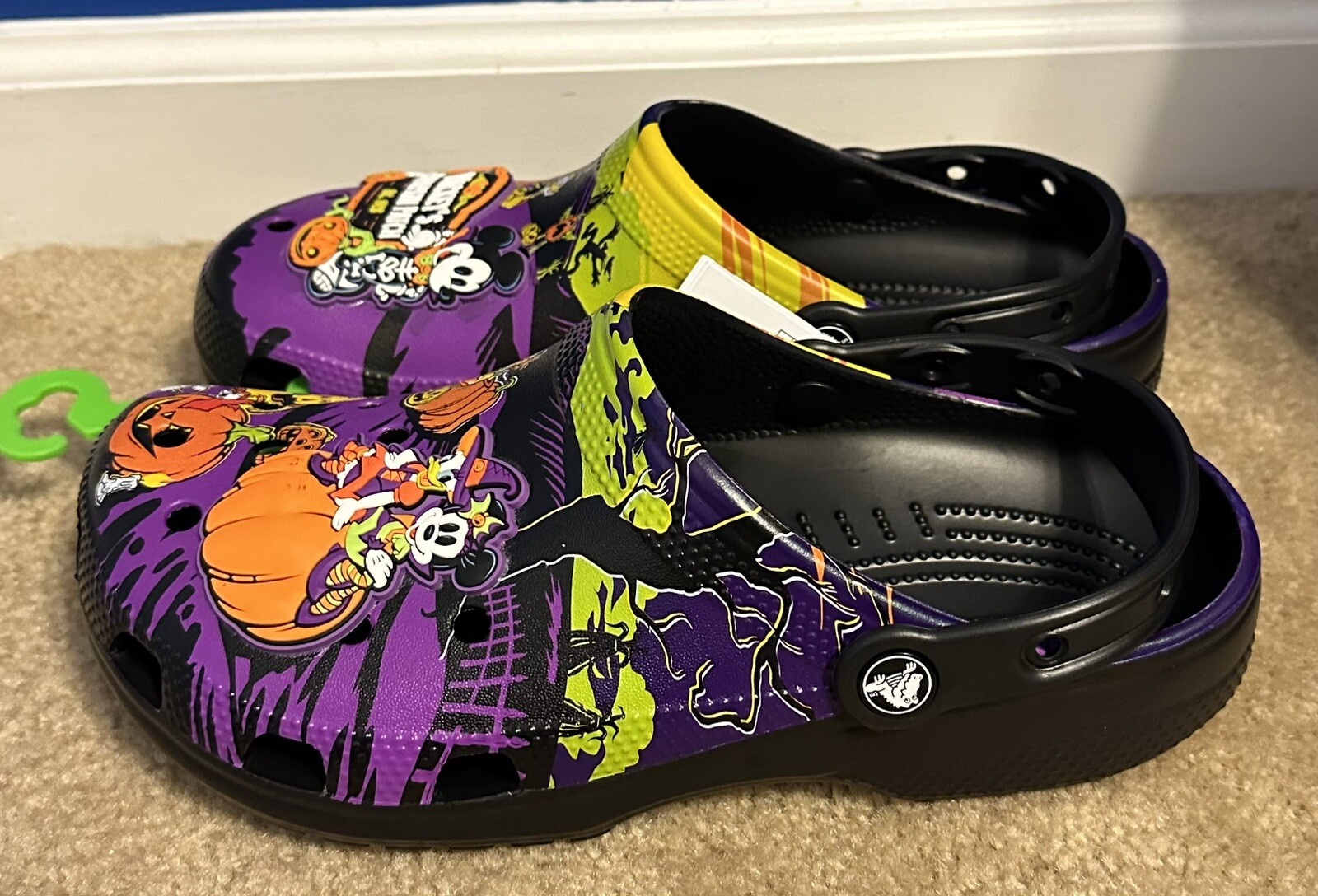Disney Parks Halloween 2024 Mickey’s Pumpkin Patch Clogs Crocs Size M7/W9 NWT