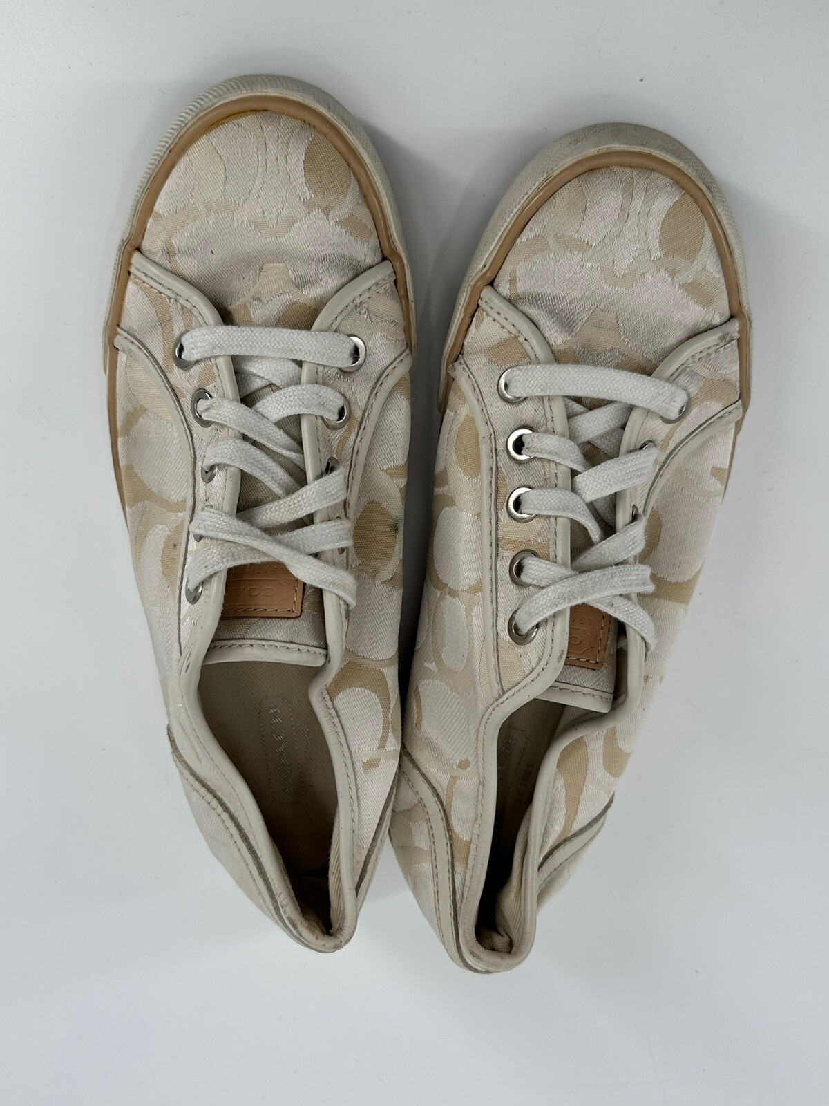Coach Women’s Beige/White Signature Print Lace Up Casual Shoes – Size 6.5B