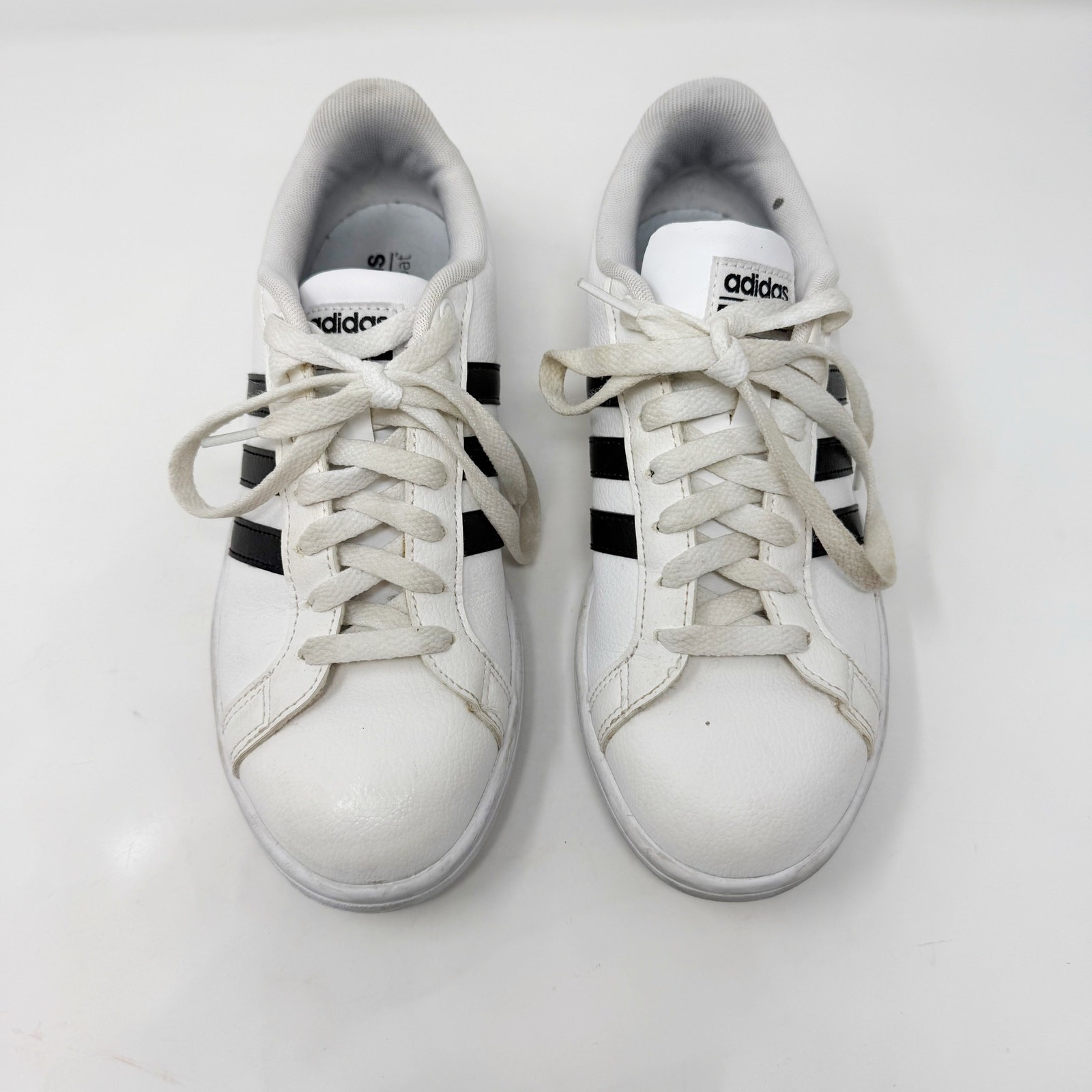 Adidas Womens 7.5 White Black Grand Court Shoes Sneakers Lace Up Casual Comfort