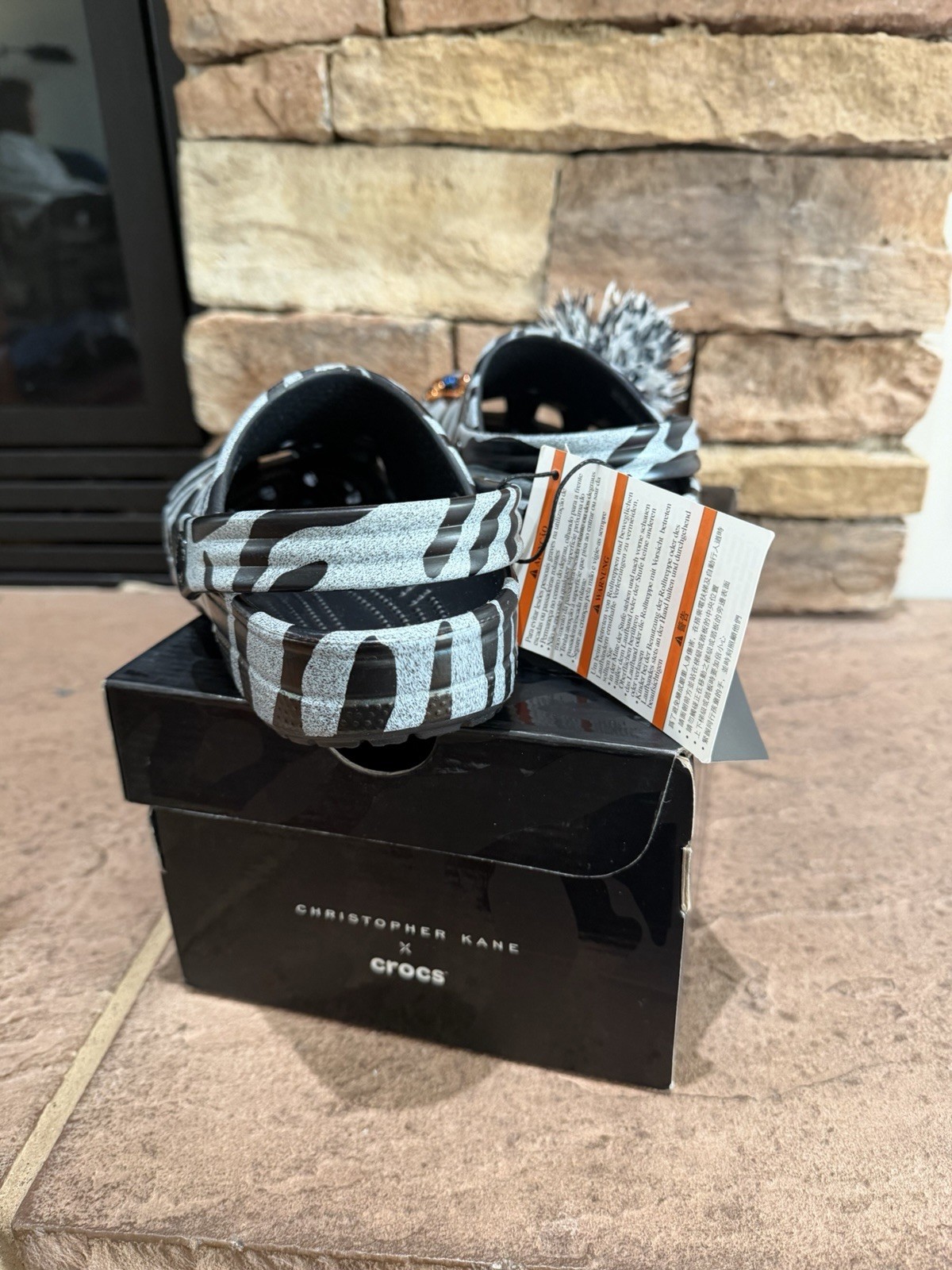 Christopher Kane CROCS 2017 Limited Edition White/Black Zebra Print Clogs M4/W6