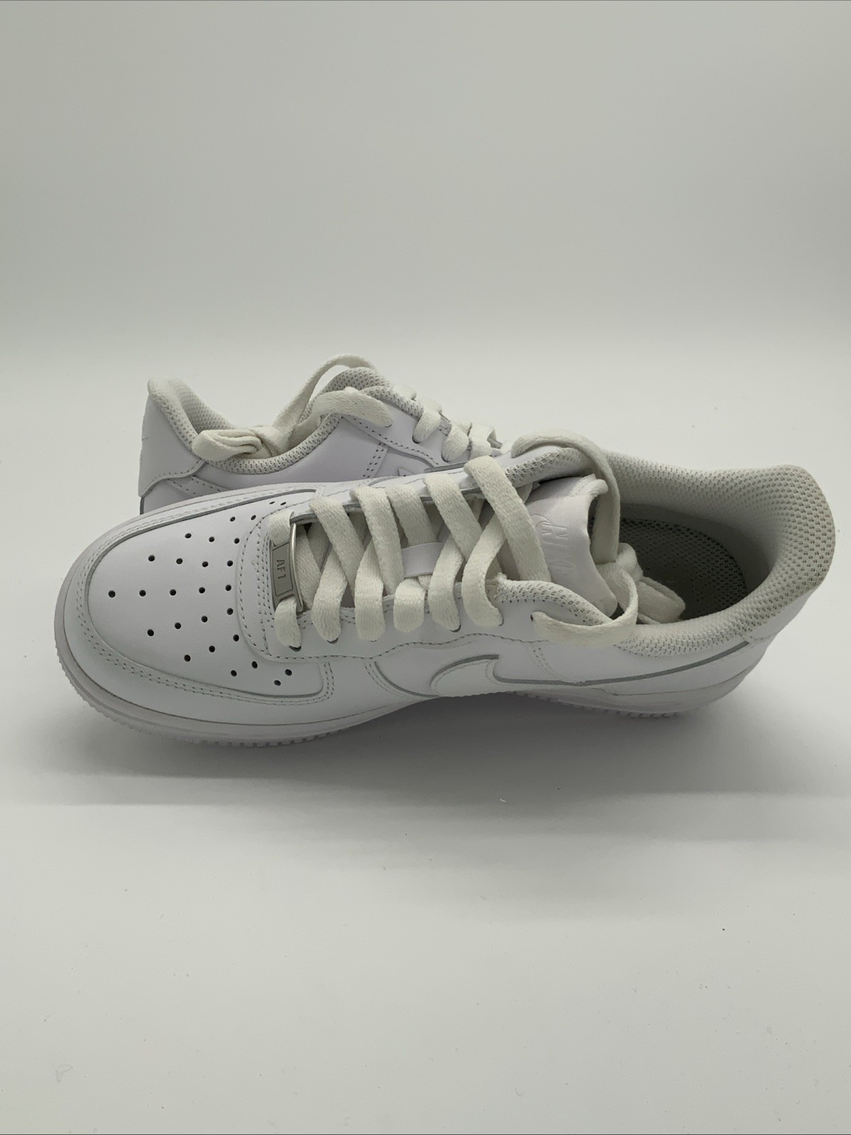 Nike Women Air Force 1 DD8959-100 White Leather Shoes Size 5
