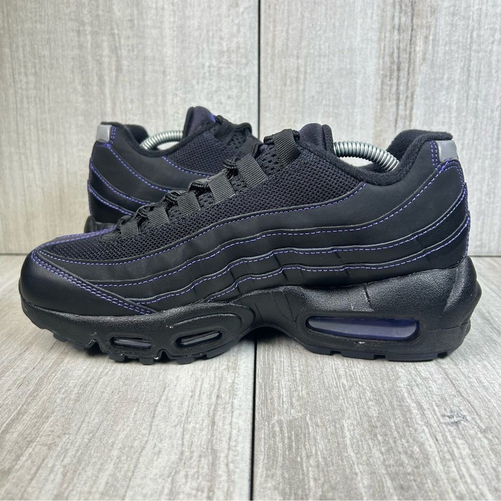 NEW Nike Air Max 95 Classic Black Persian Violet Sneakers Women’s Size 7 5.5Y