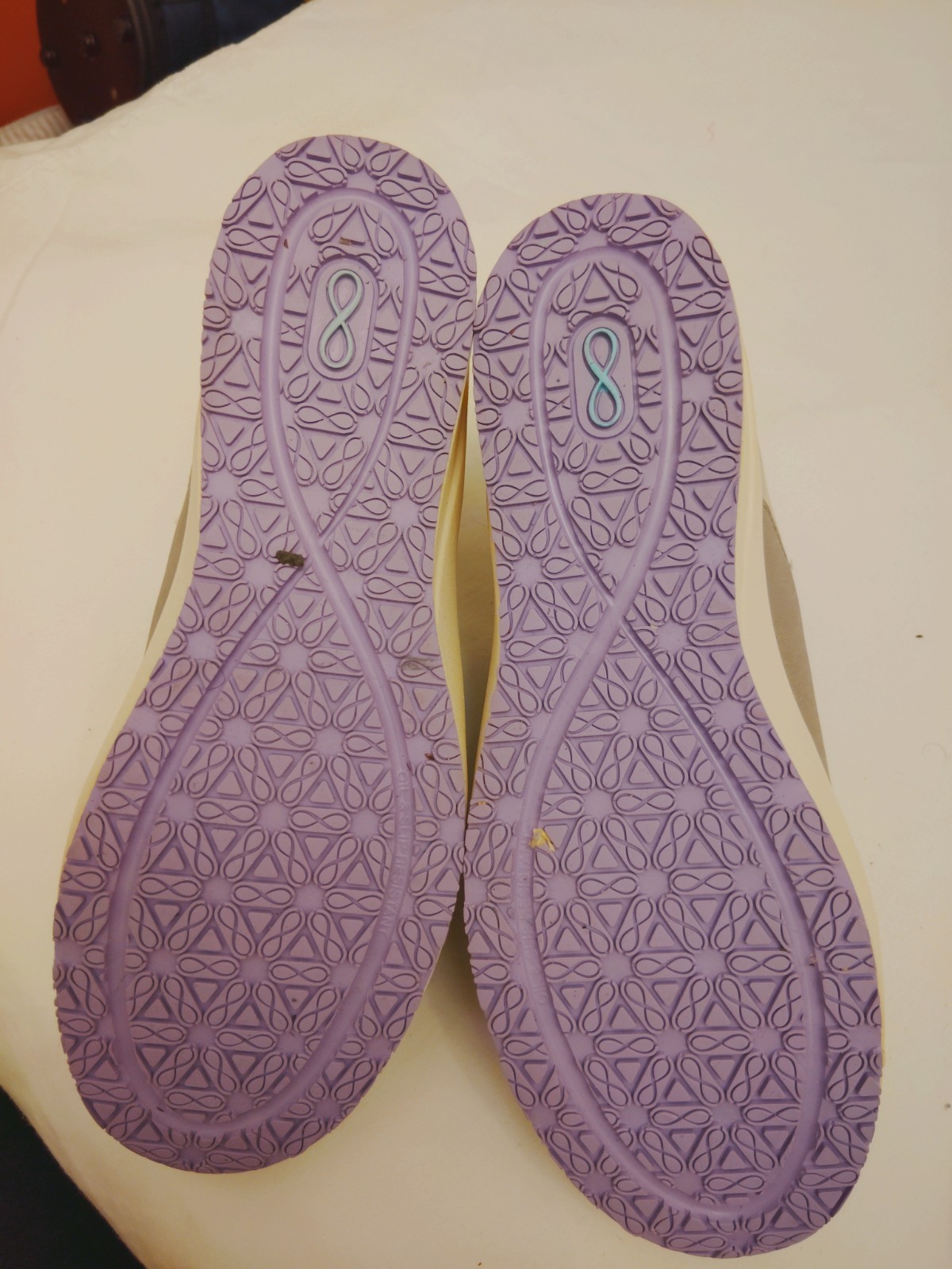 Infinity by Cherokee Taupe Slip-On Clogs ( Z-361)