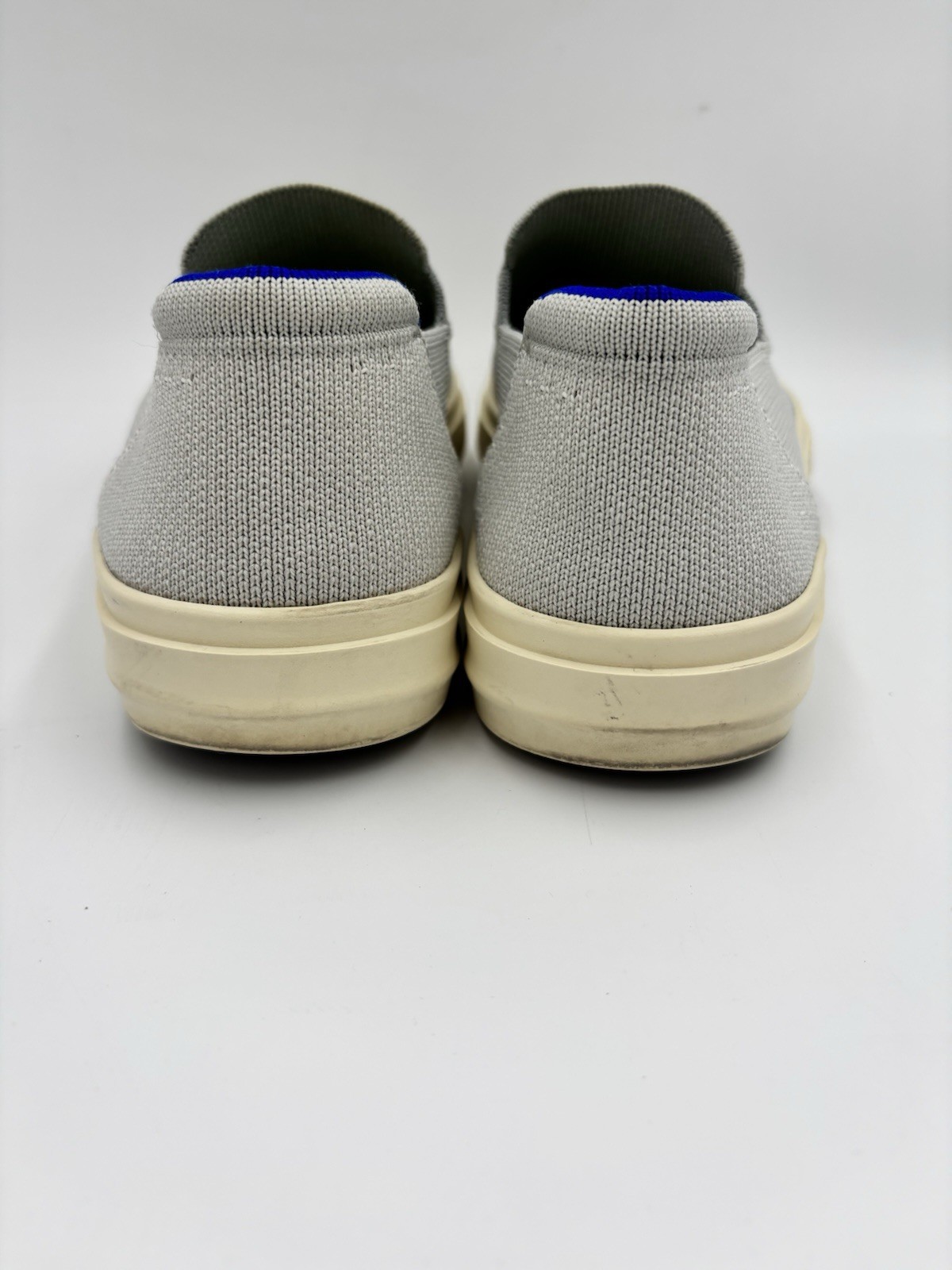 Rothy’s The City Slip On Sneakers Soft Gray Womens Size 7 Casual Shoe