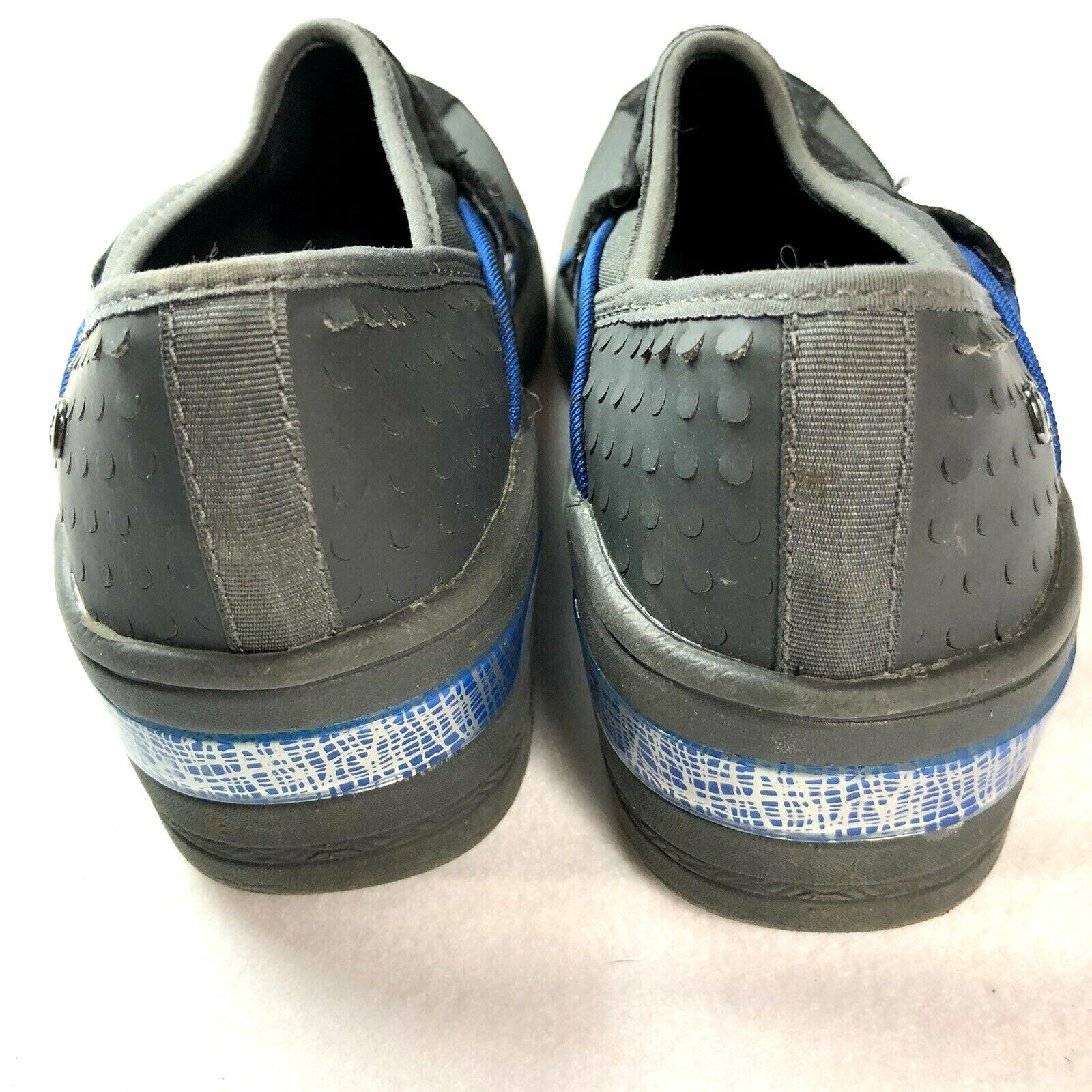 Bzees Darling Slip On Shoes Womens Size 6 Gray Fabric Man-Made Upper Activewear