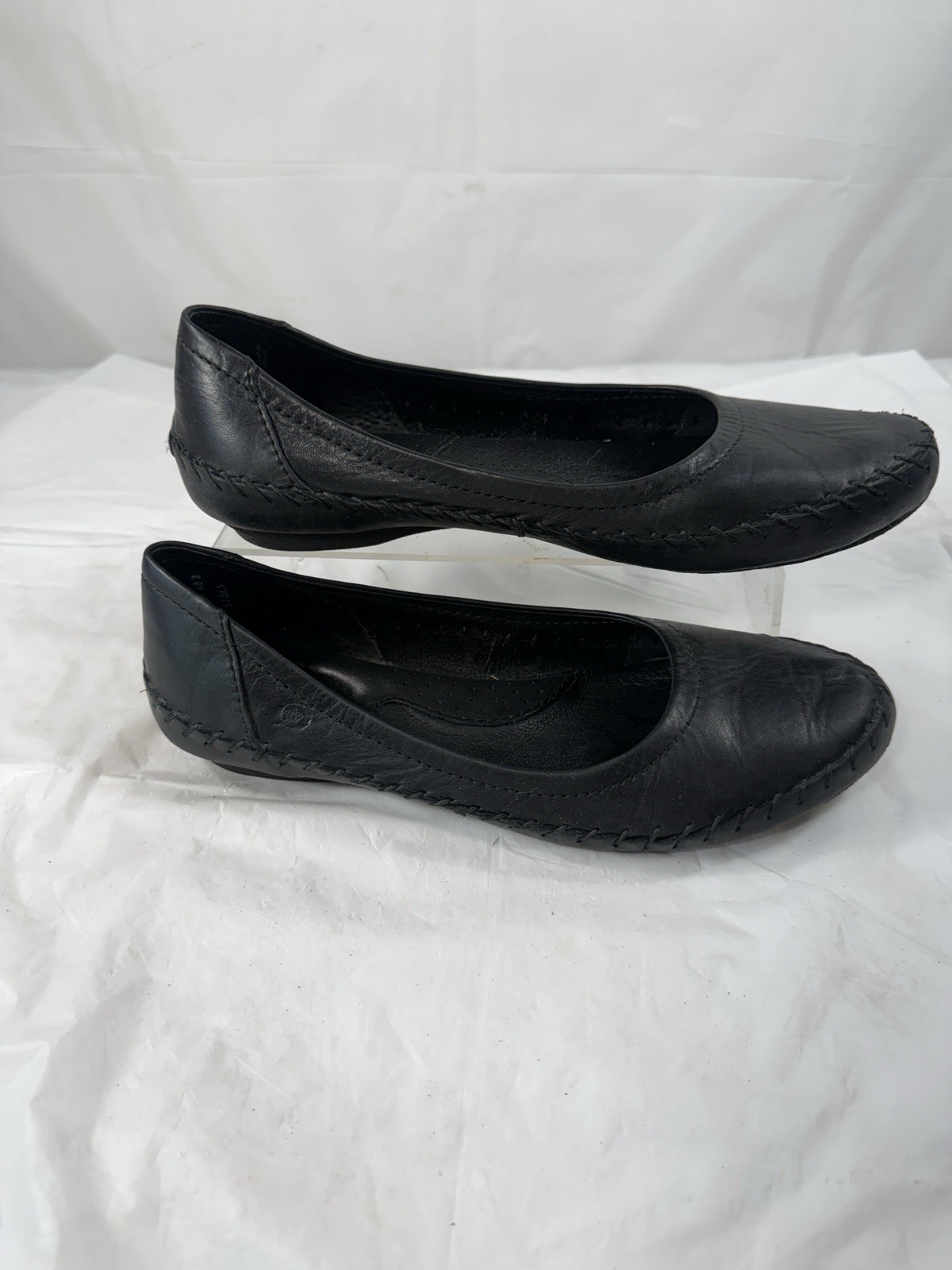 Born size 7.5 Black Leather ballet flats made in Mexico Artesian
