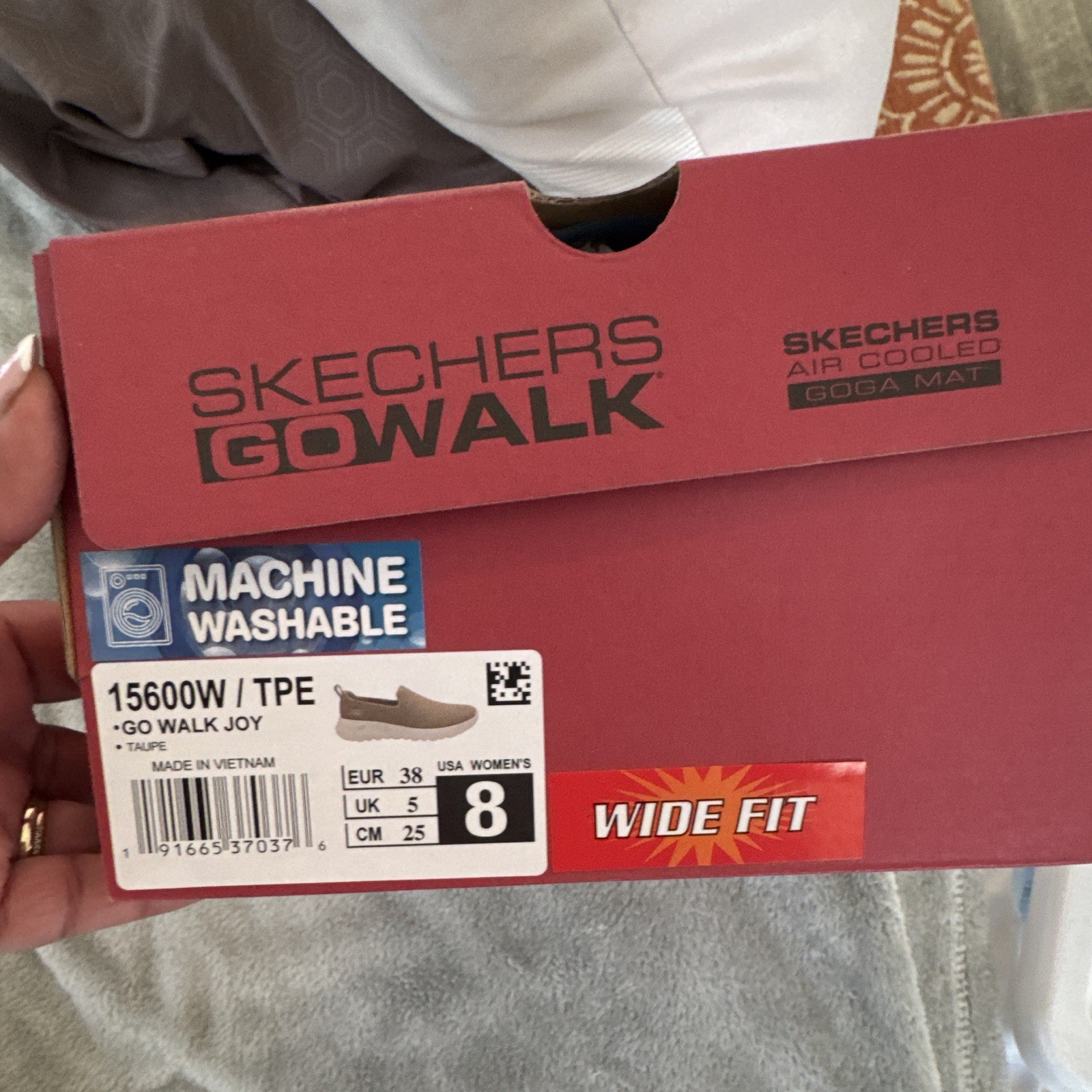SKECHERS GOwalk Joy Womens 8 Wide Taupe Mesh Slip-On Machine Washable
