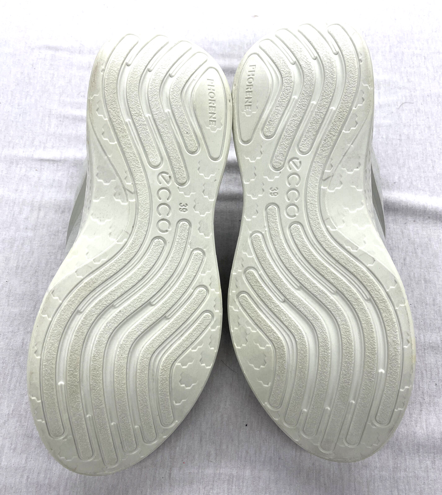 Women New ECCO PHORENE Gray Lace-Up Casual/Activewear Comfort Shoes size 8- 8.5