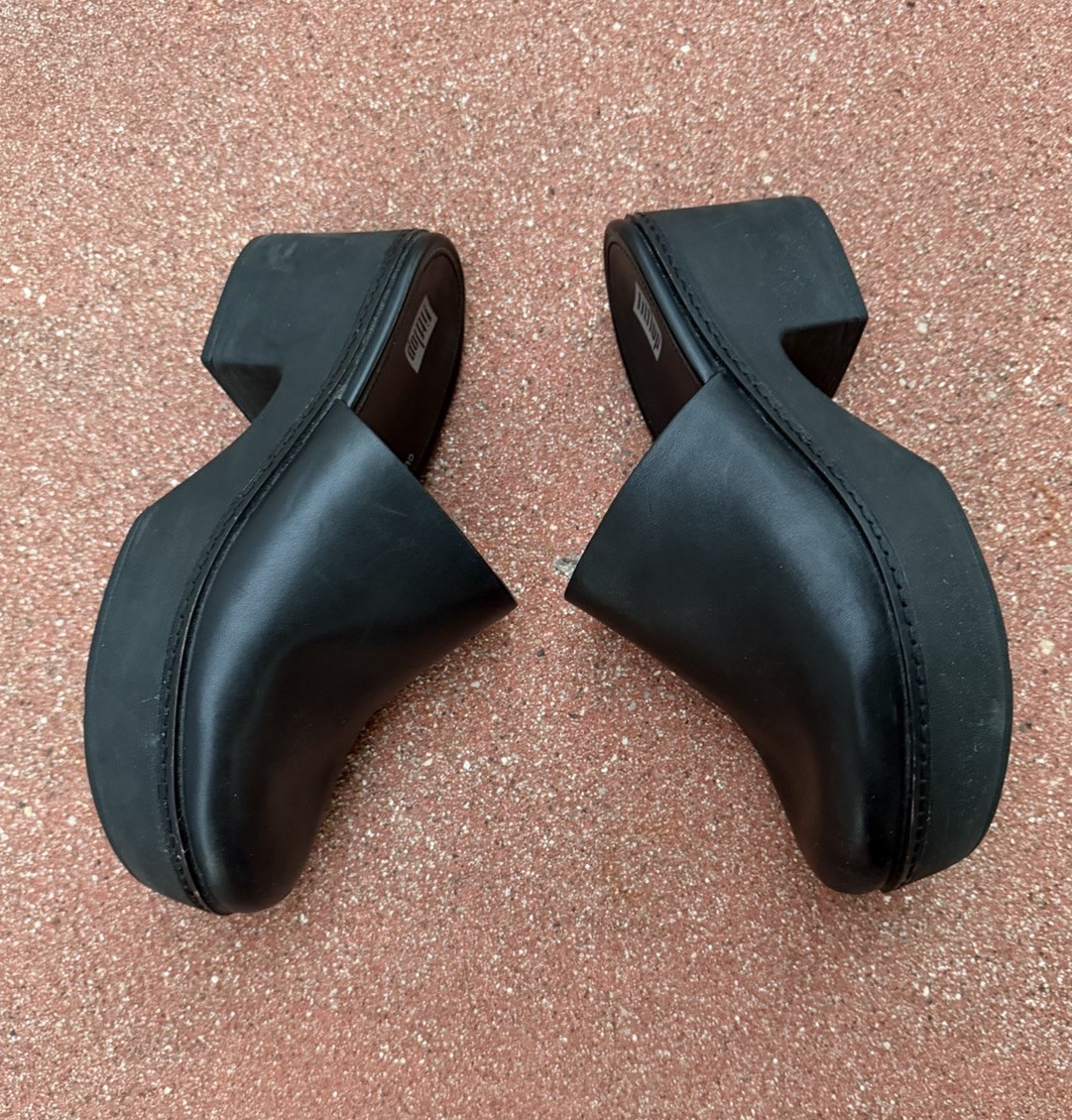 FitFlop Pilar Black Leather Clogs US 8.5 Platform Mules Women’s 40