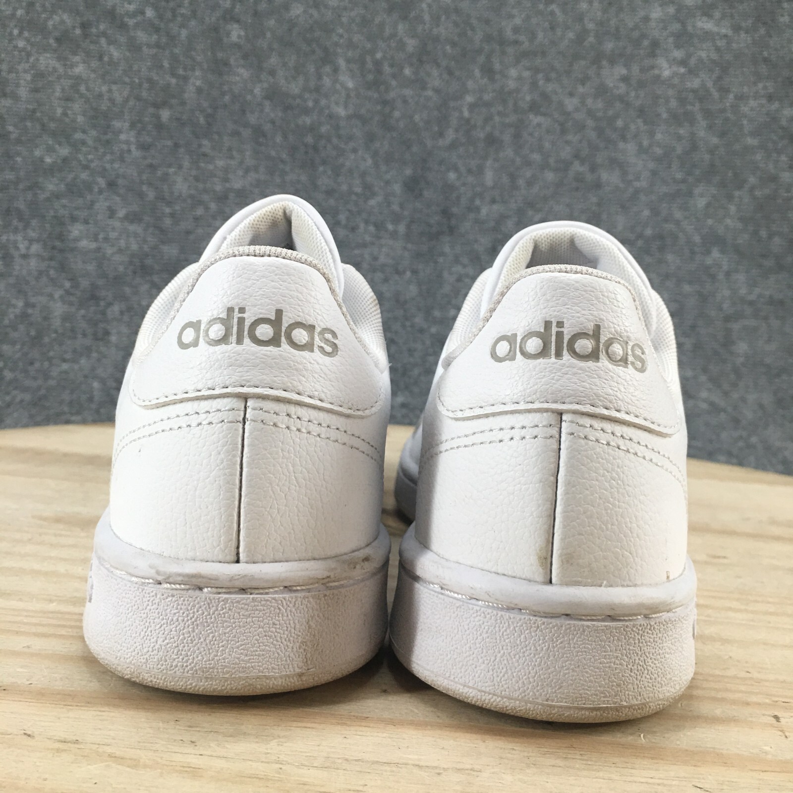 Adidas Sneaker Men 8.5 White Grand Court Lace Up Round Toe Casual Comfort F36485