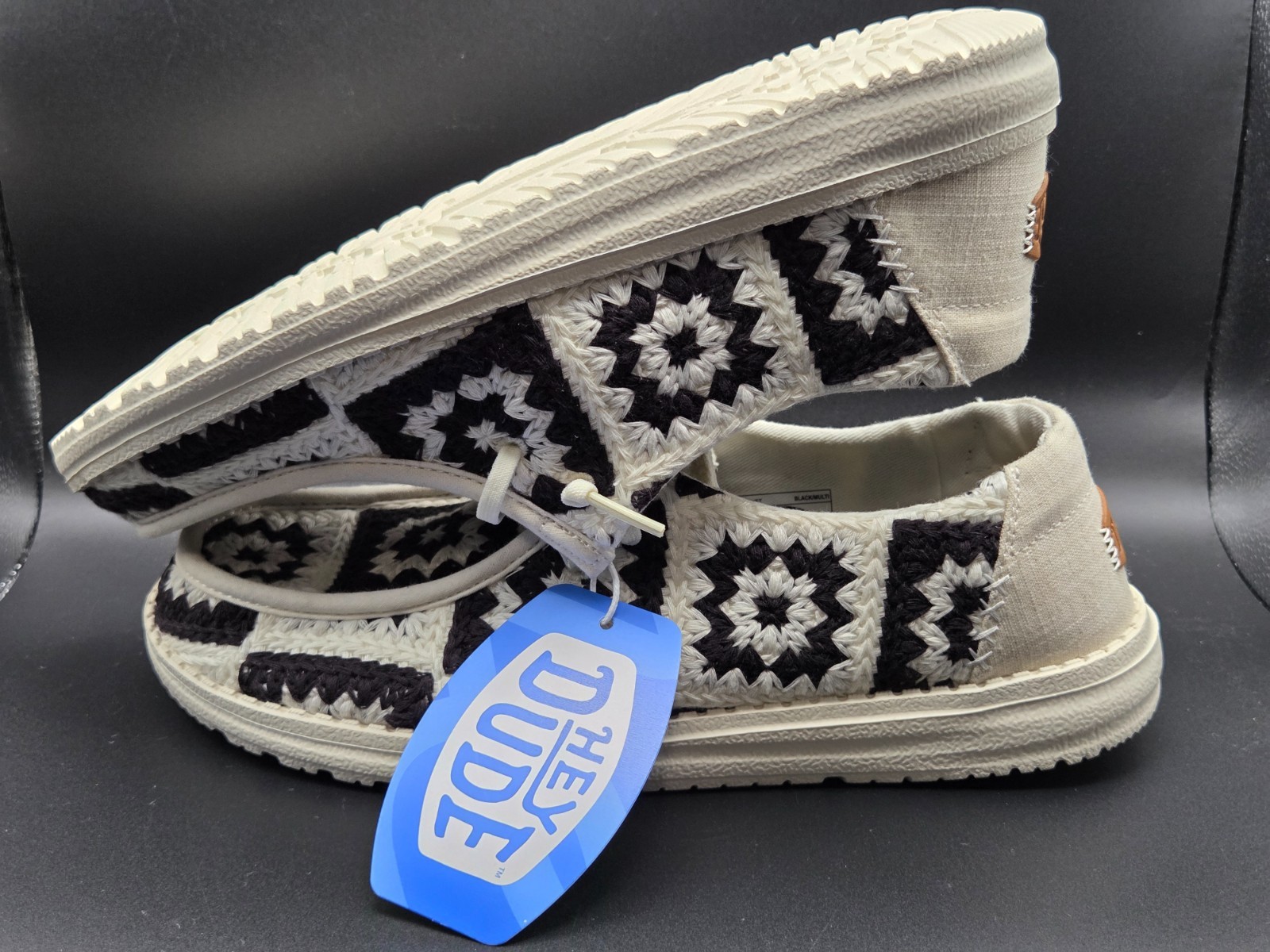 HEY DUDE Wendy Cottage Crochet Black Multi Slip On Shoes Sneakers Women’s 9 NEW