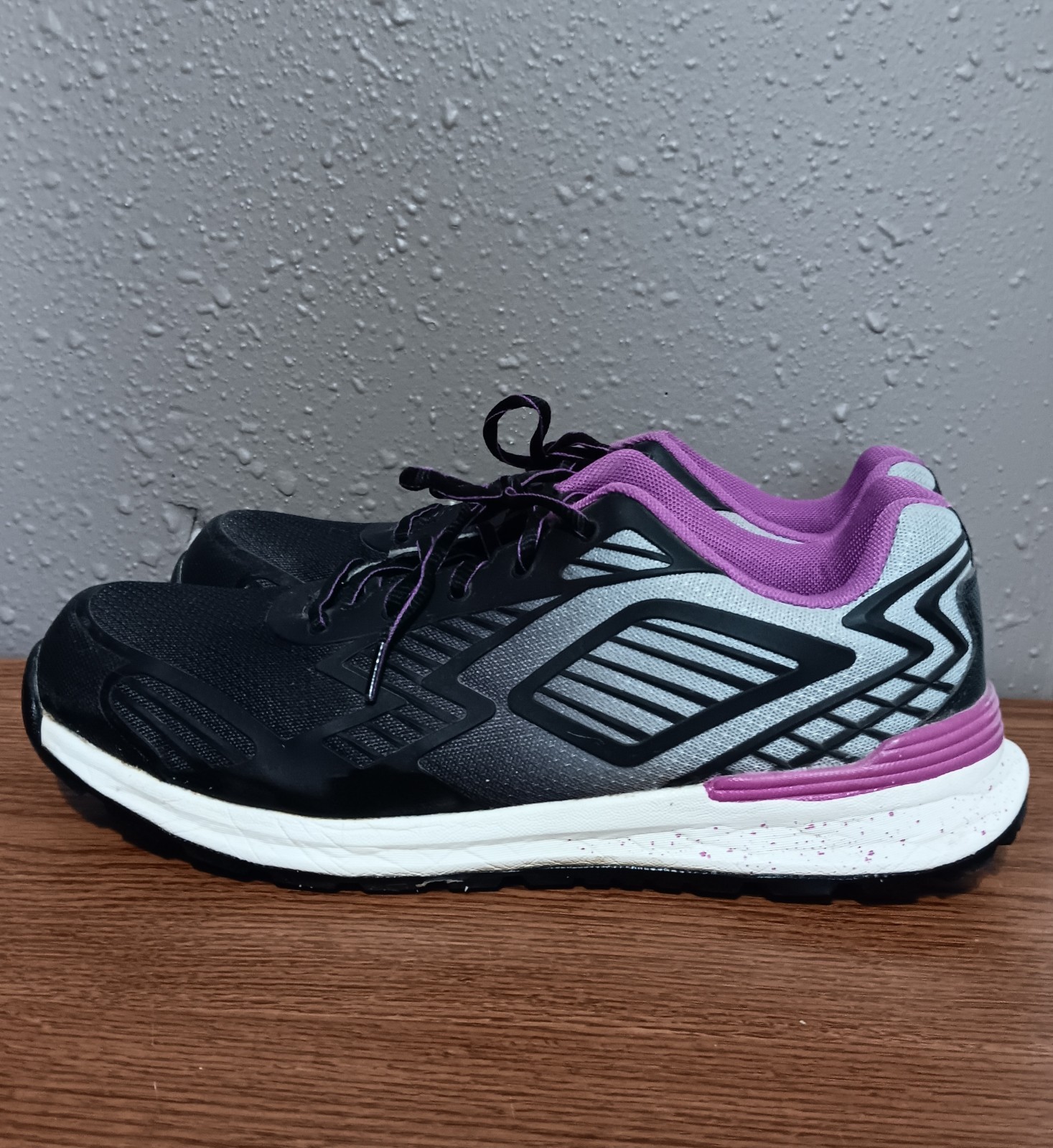 Women’s Size 12 Maddox Composite Toe Work Shoes Sneakers