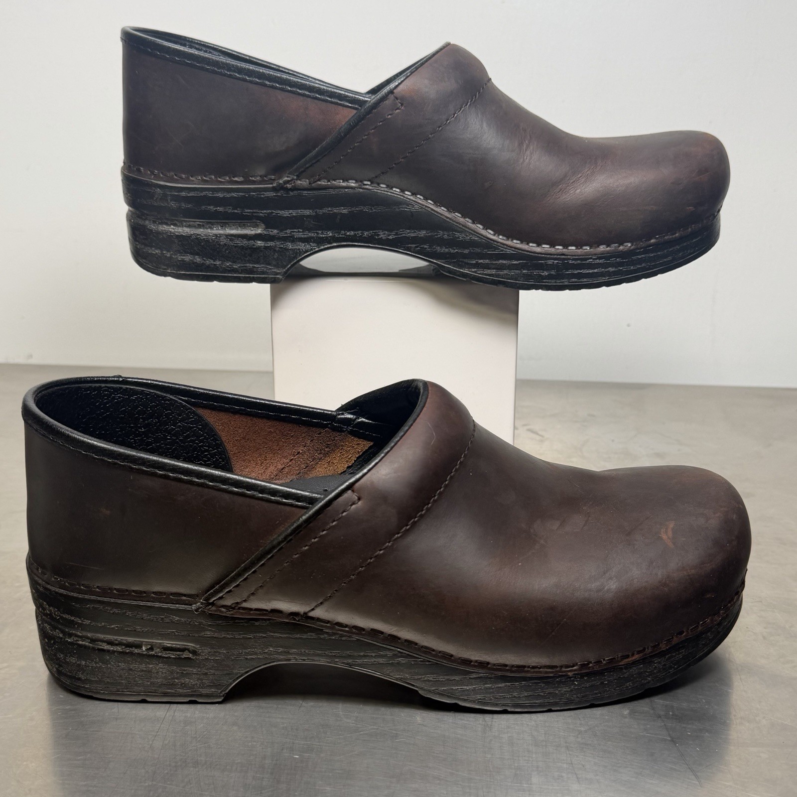 Dansko Womens Shoes 43 NARROW / US 12.5-13 Brown Clog Slip On Comfort Shoe
