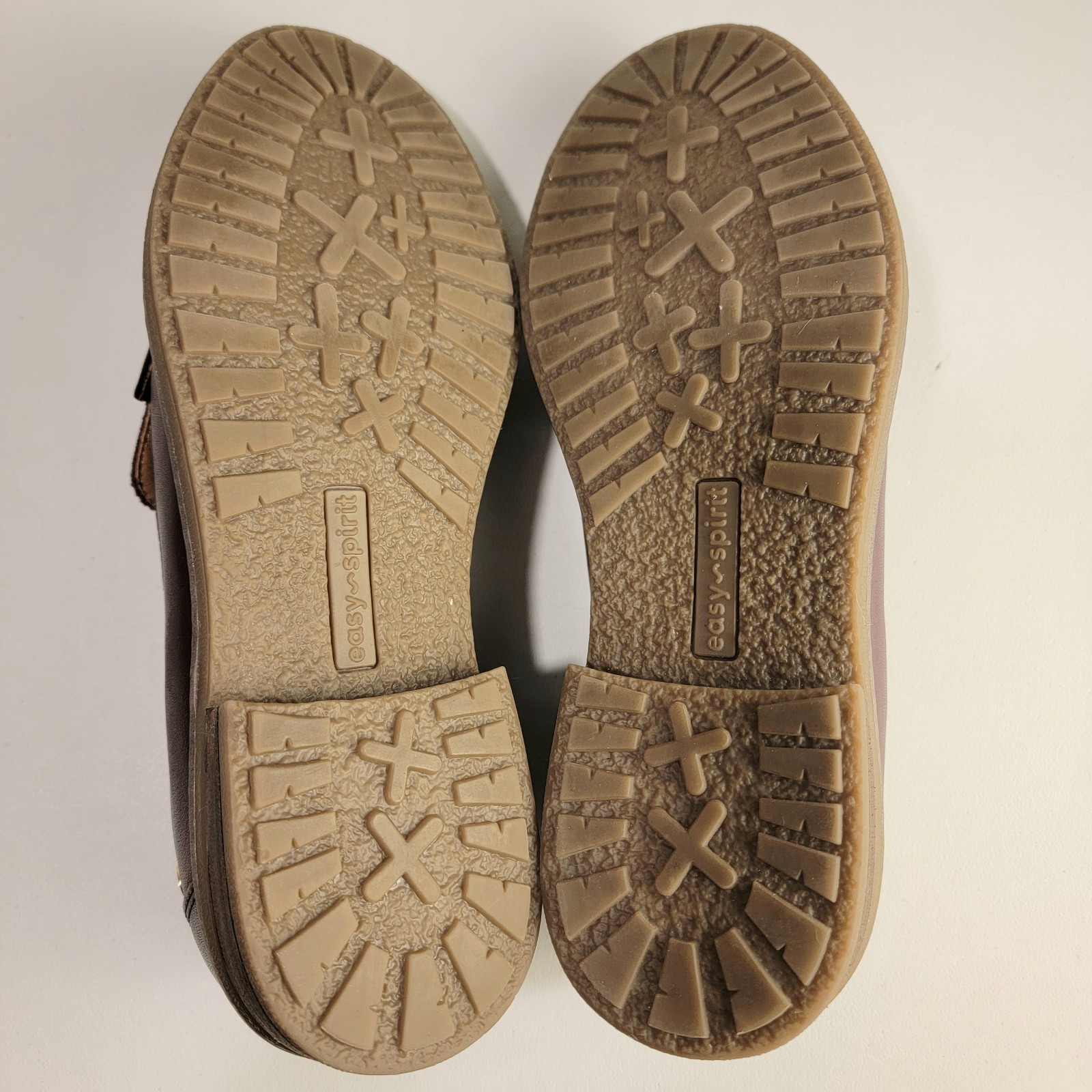 Easy Spirit Jaylin Brown Leather Slip-On Comfort Loafers Shoes Women’s 9M – NWOT