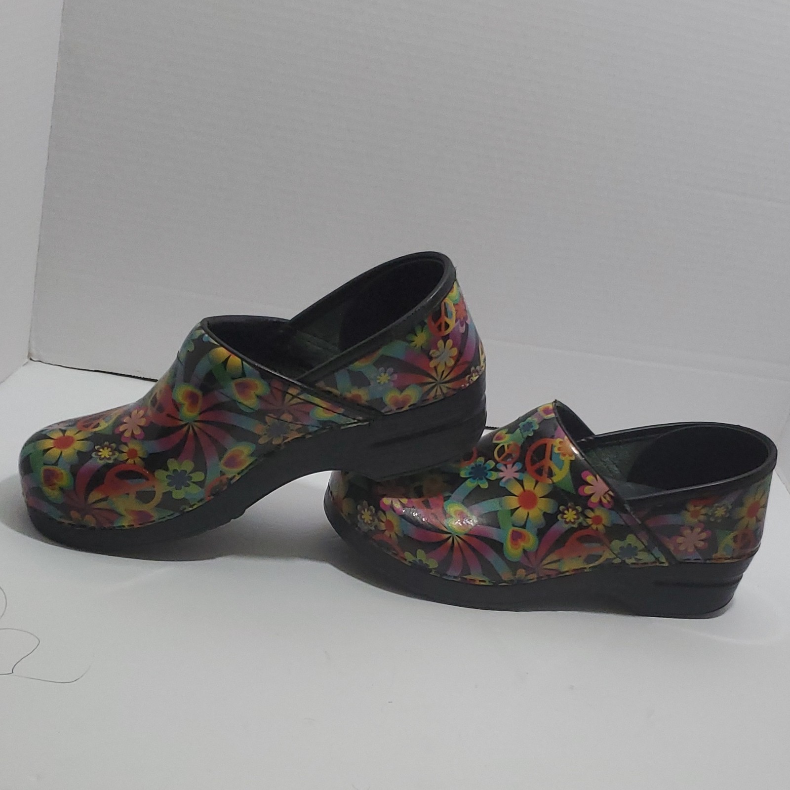 Dansko Pro XP Flower Power Patent Leather Clogs US 9.5 Euro 40