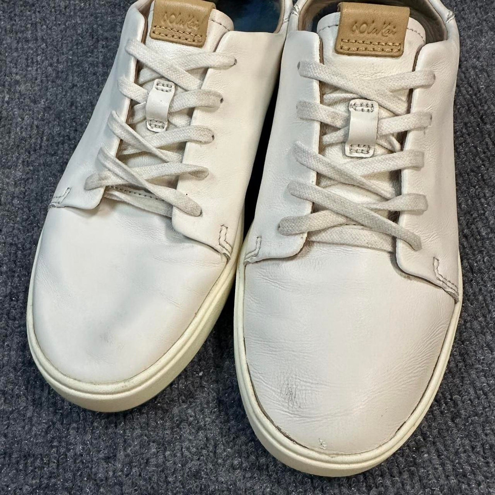 OluKai Women’s Wailea Leather Golf Shoes Spikeless Convertible Mule Sneakers 7.5