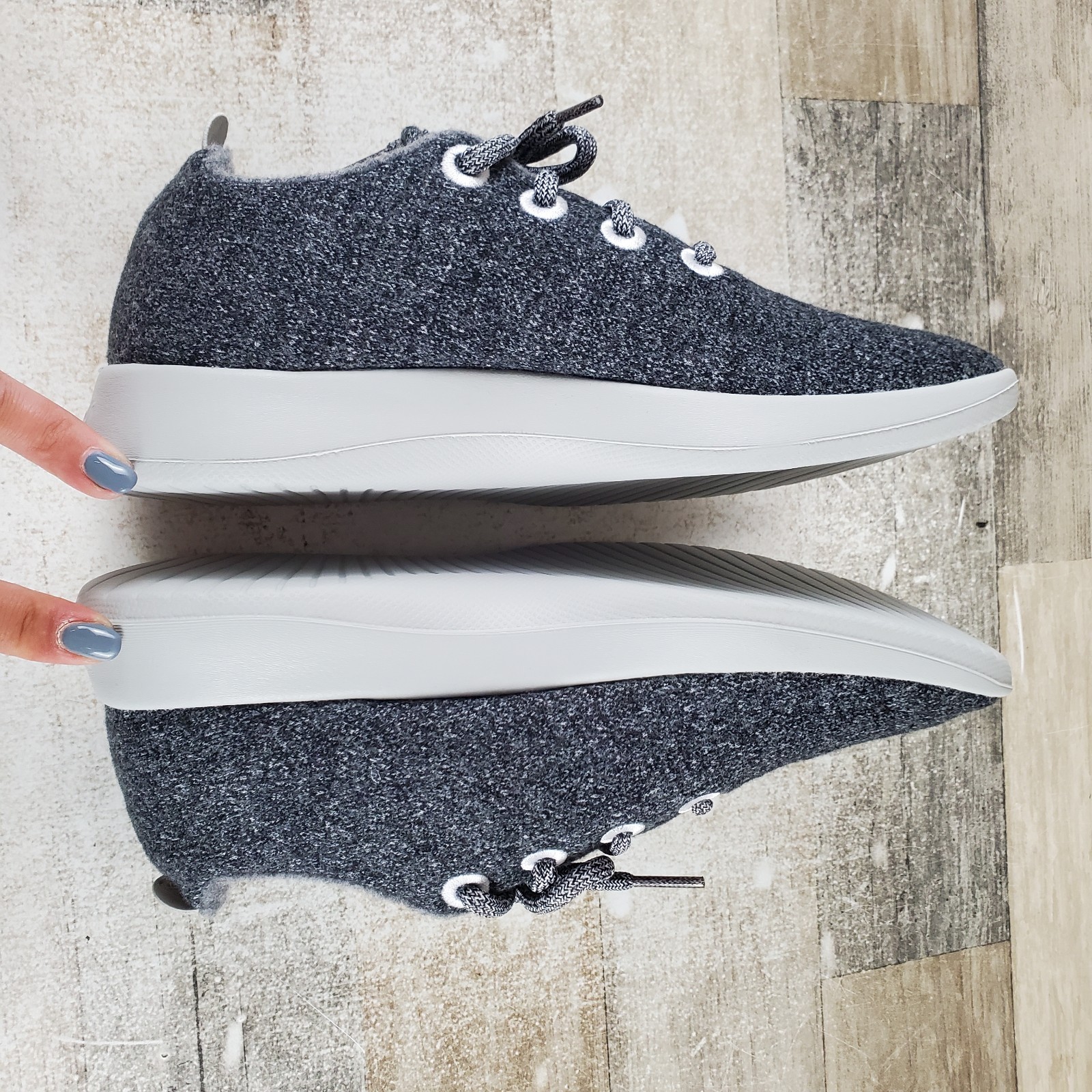 Allbirds Wool Runner Womens Shoes Sz 9 Natural Gray Lace-Up Comfort Sneakers
