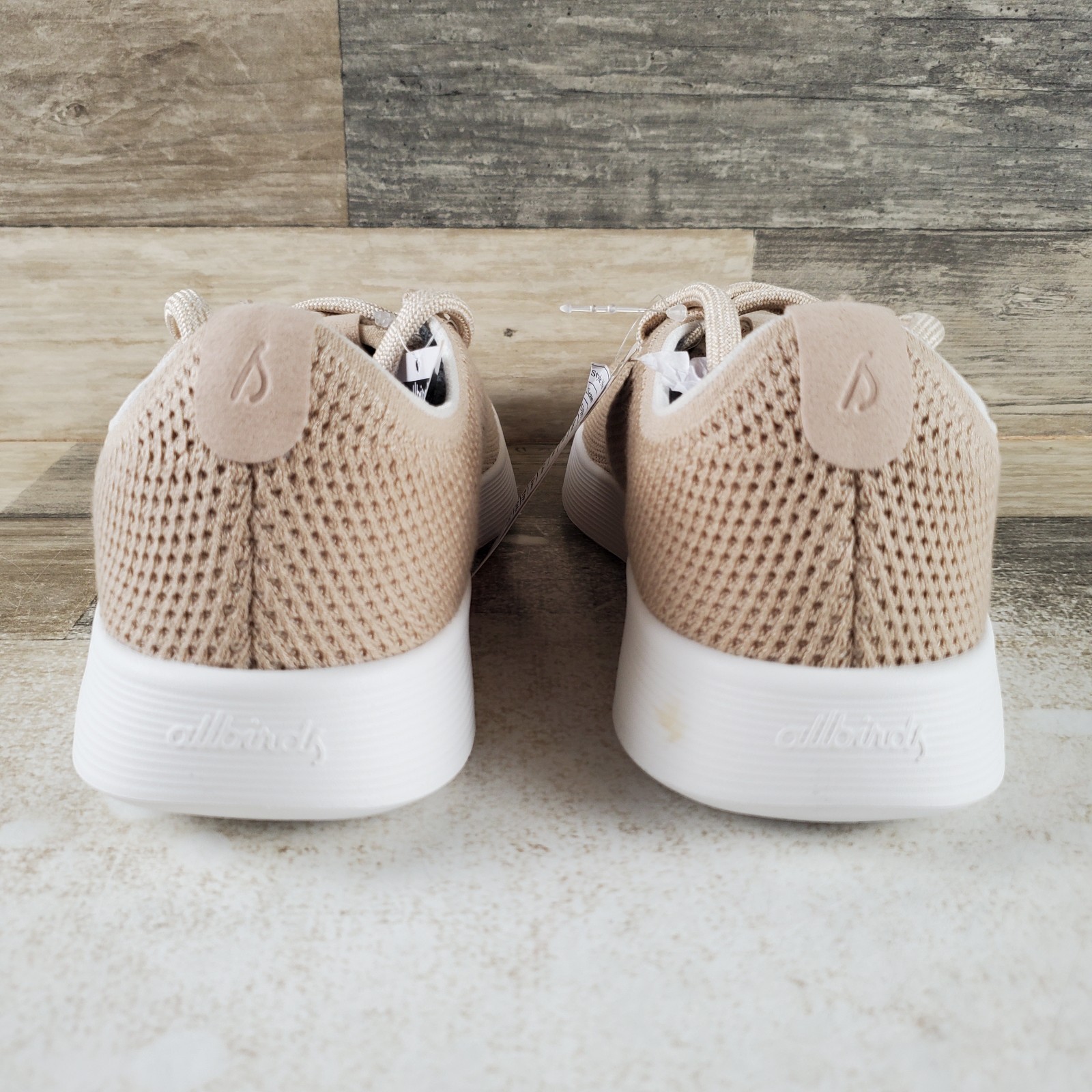 Allbirds Tree Runner Womens Shoes Sz 7 Running Beige White Knit Lace Up Sneakers