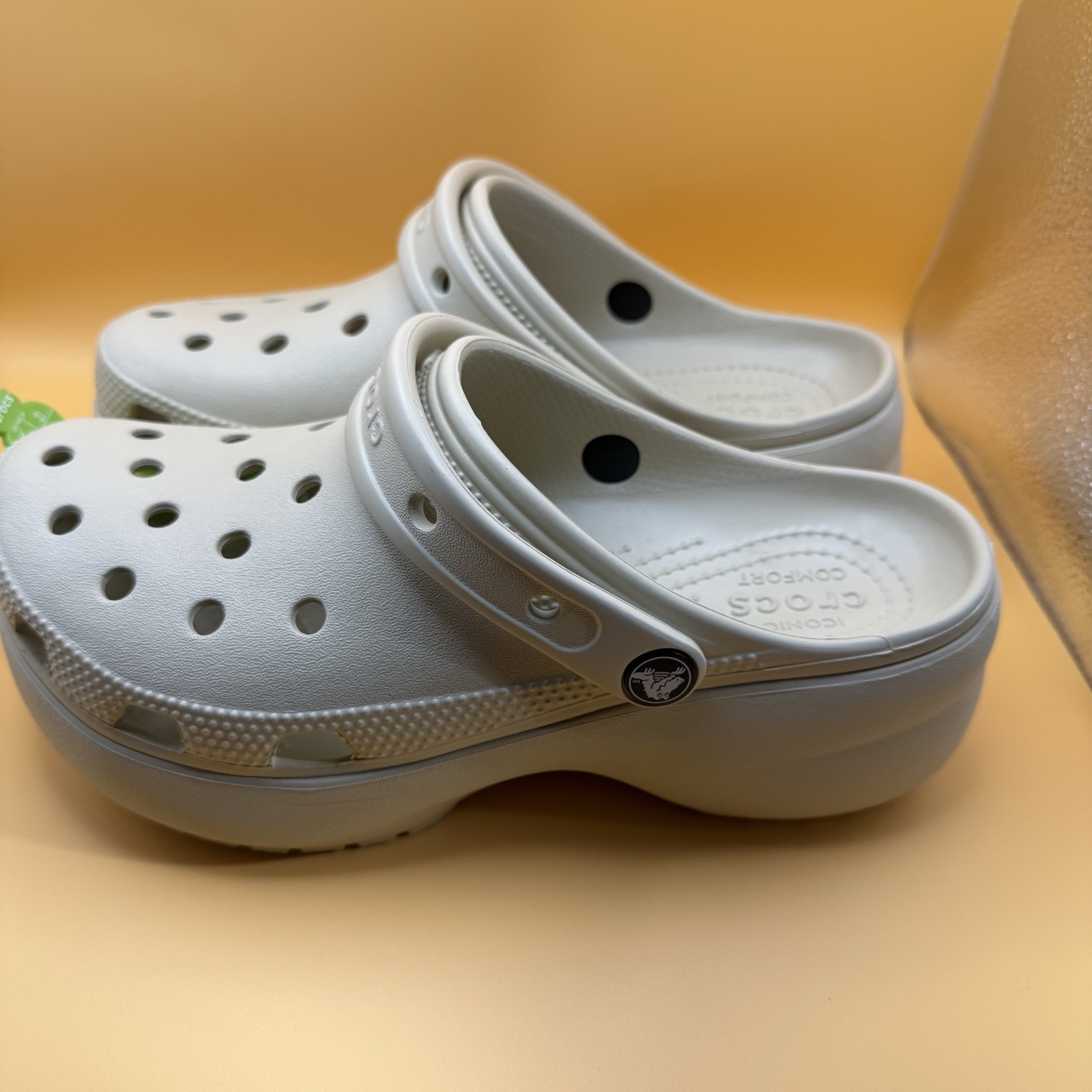 Crocs Women’s Classic Platform Clog Holds 26 Jibbitz™ Size 7 Women’s NIB