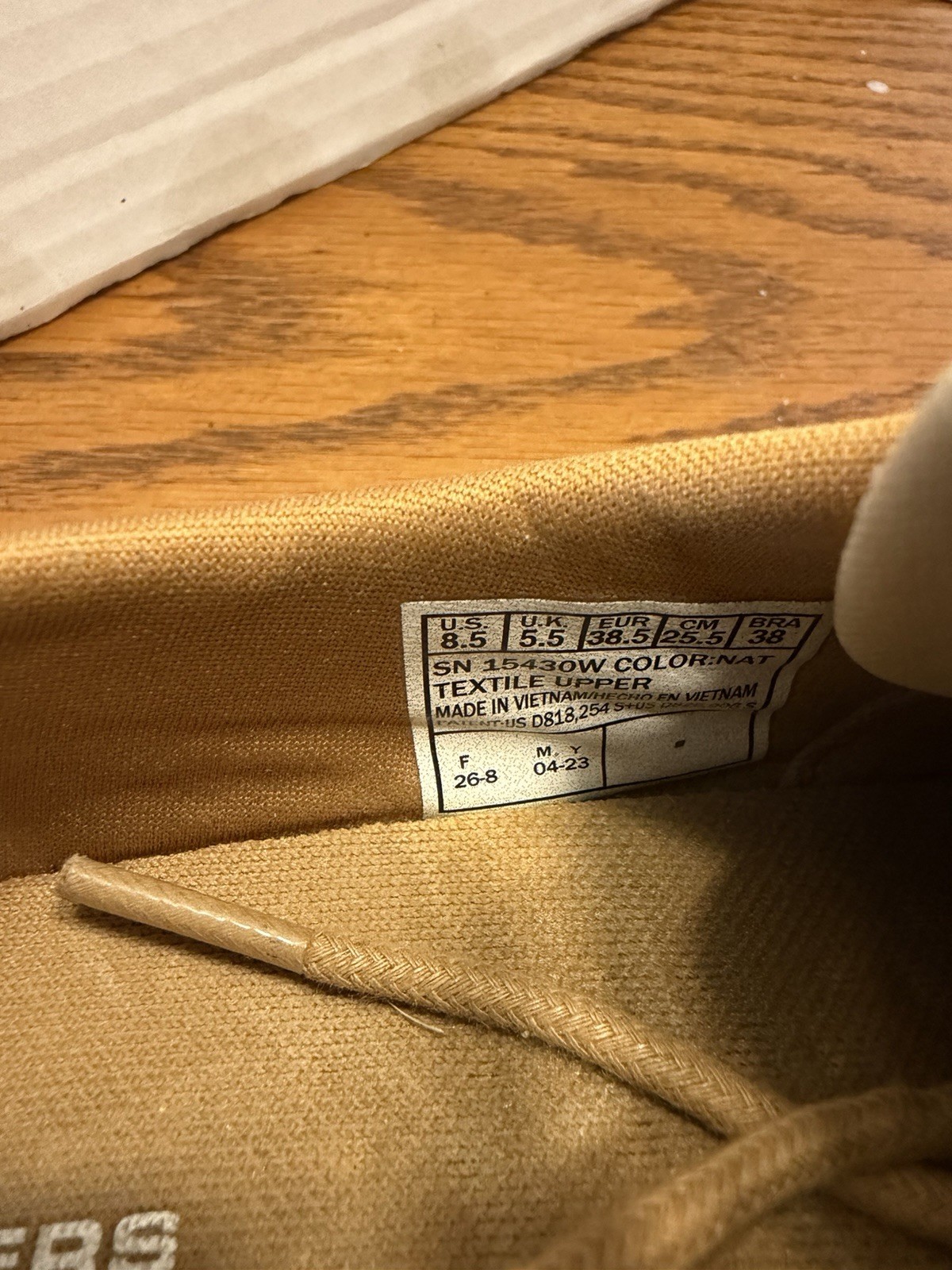 SKECHERS GOga Mat On-the-Go Boat Shoes Lace Up Beige Tan woman’s US 8.5