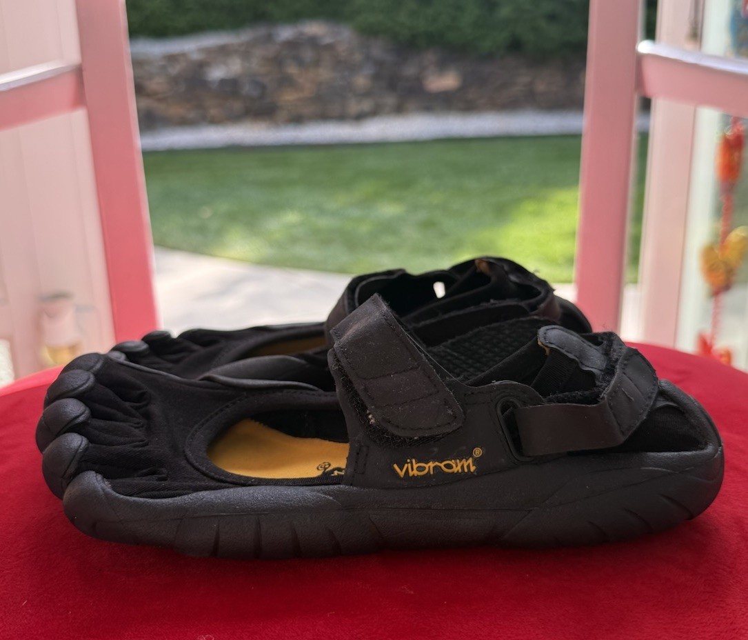 Vibram FiveFingers Black Toe Shoes Sandals Womens Size EU 36 US 5.5-6