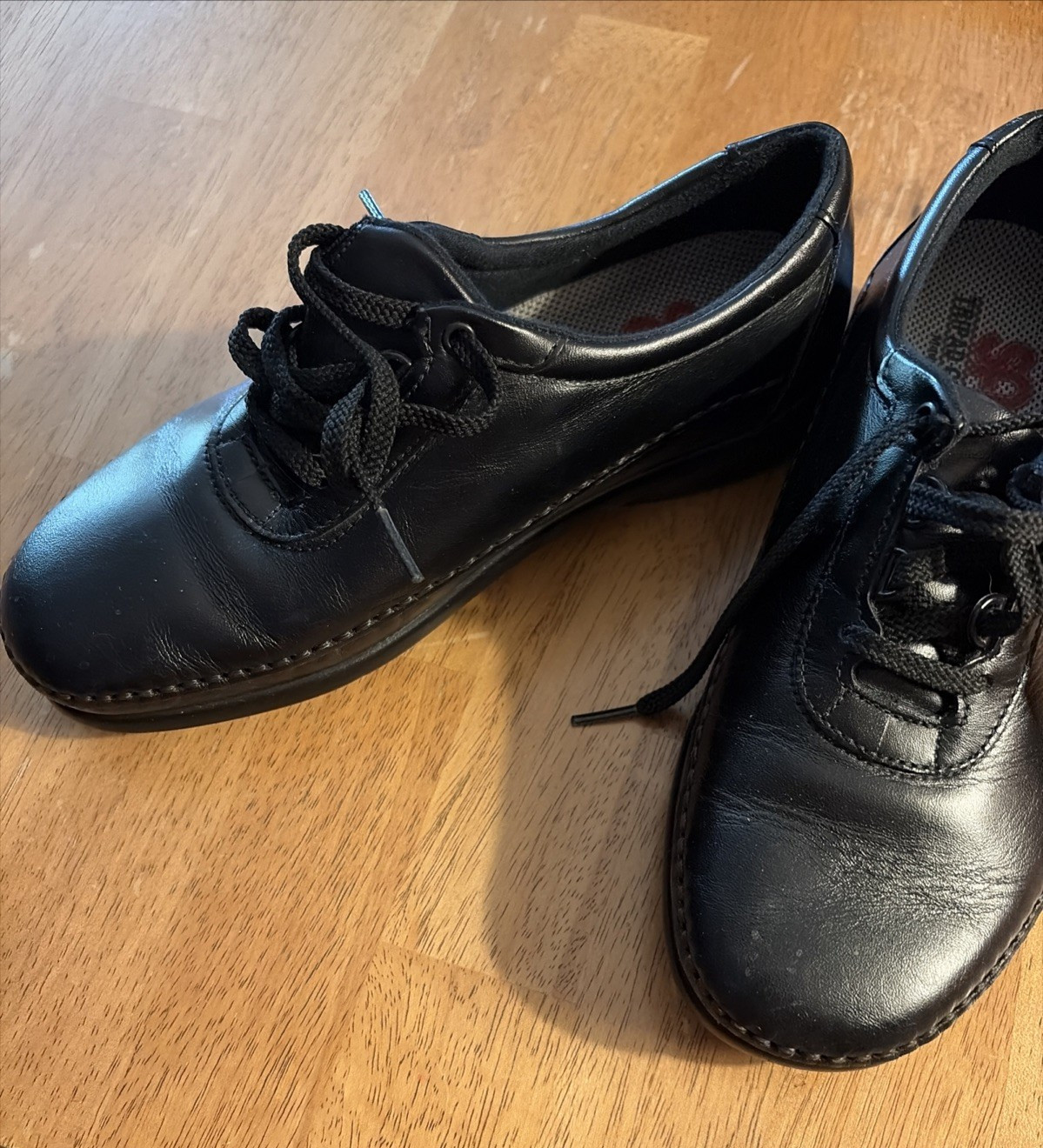 SAS Shoes Womens 6.5 Black Leather Liberty Slip Resistant Sneakers Workwear