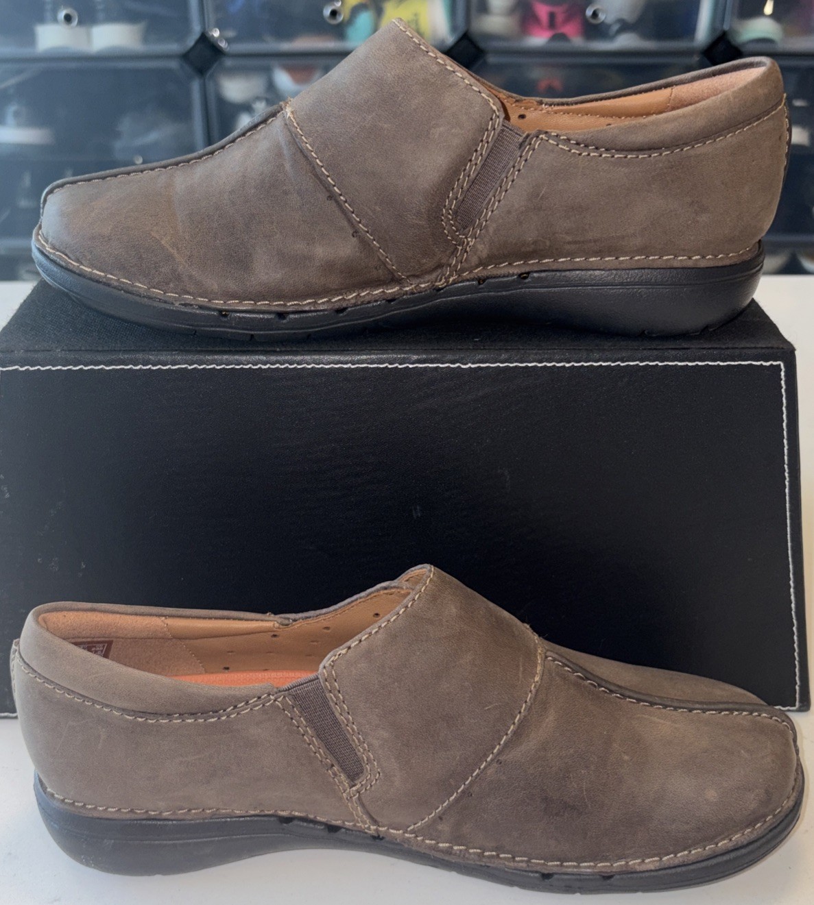 Clarks Un Loop Ave Loafer Taupe Leather Women’s 7.5M (TV-B4)