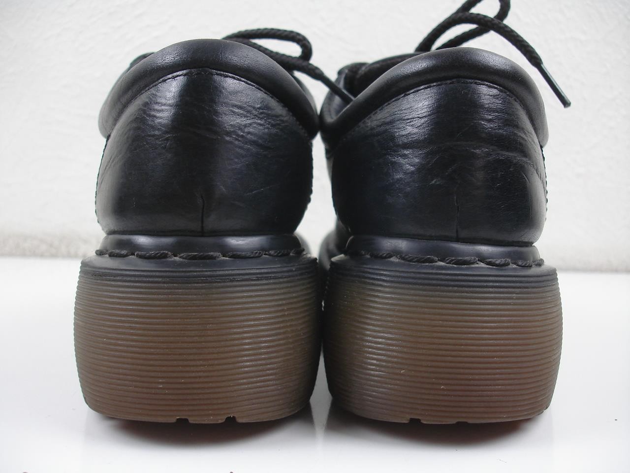 Women’s UK 5 US 7 M Dr. Martens 2B98 Black Leather Lace-Up Creepers Chunky Shoes
