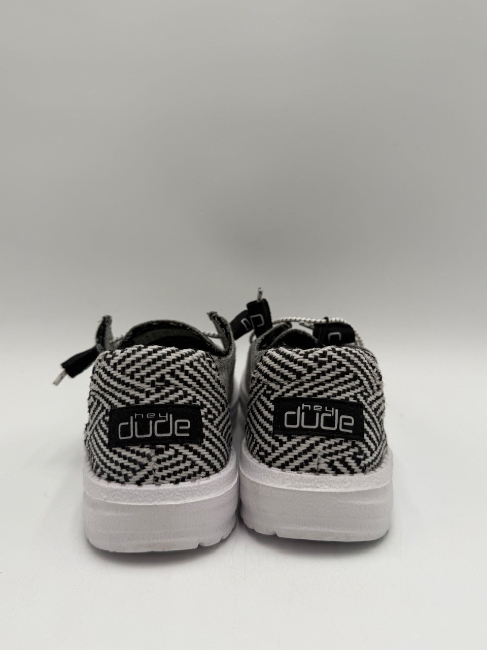 Hey Dude WENDY CHAMBRAY ONYX Women’s NEW Slip On Grey Multiple Sizes