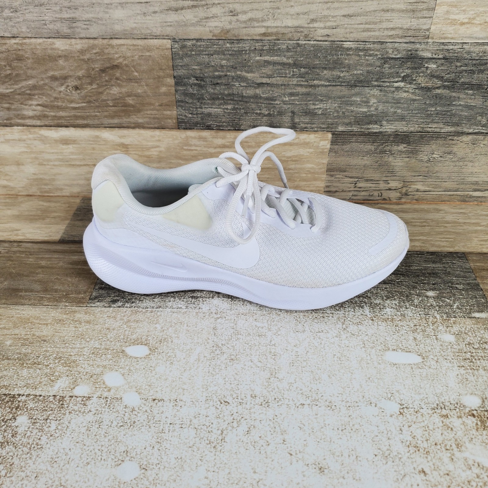 Nike Revolution 7 Womens Shoes Sz 8 Running White Mesh Lace Up Low Top Sneakers