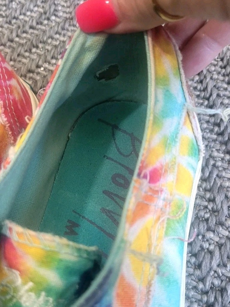Blowfish $48 Malibu Summer Multi Colored Slip on Sneakers Sz 9